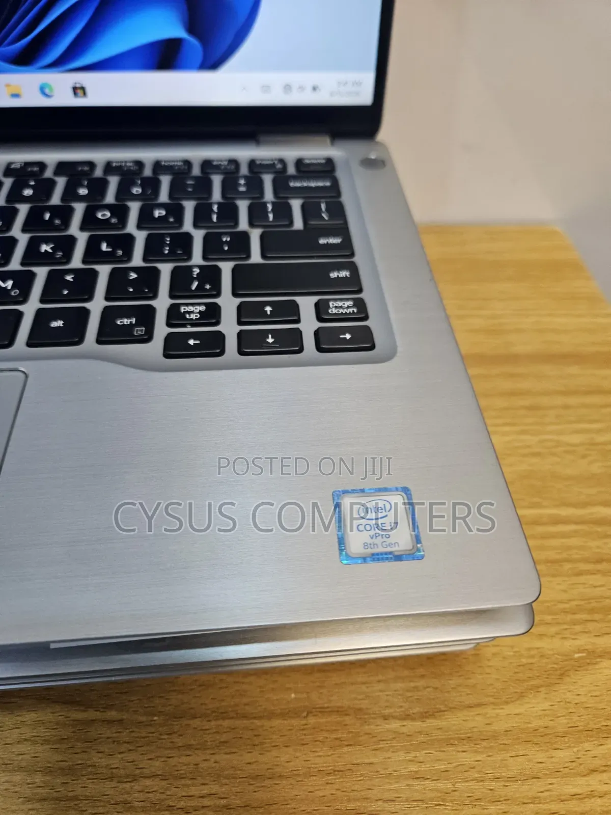 Laptop Dell Latitude 7400 2-in-1 16GB Intel Core i7 SSD 512GB