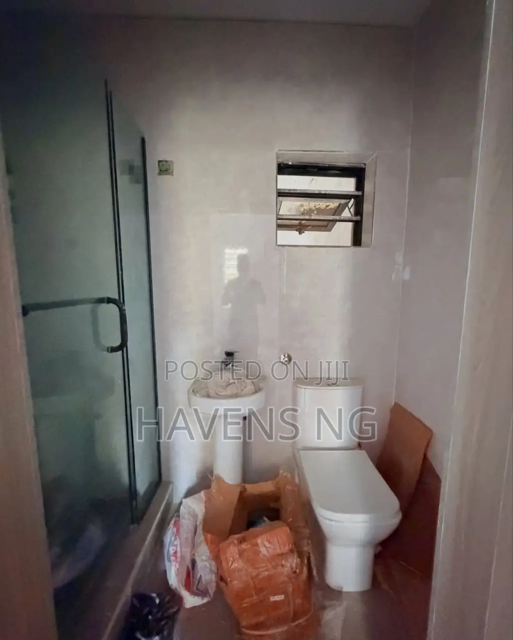 4bdrm Duplex in Adeniran Ogunsanya for sale