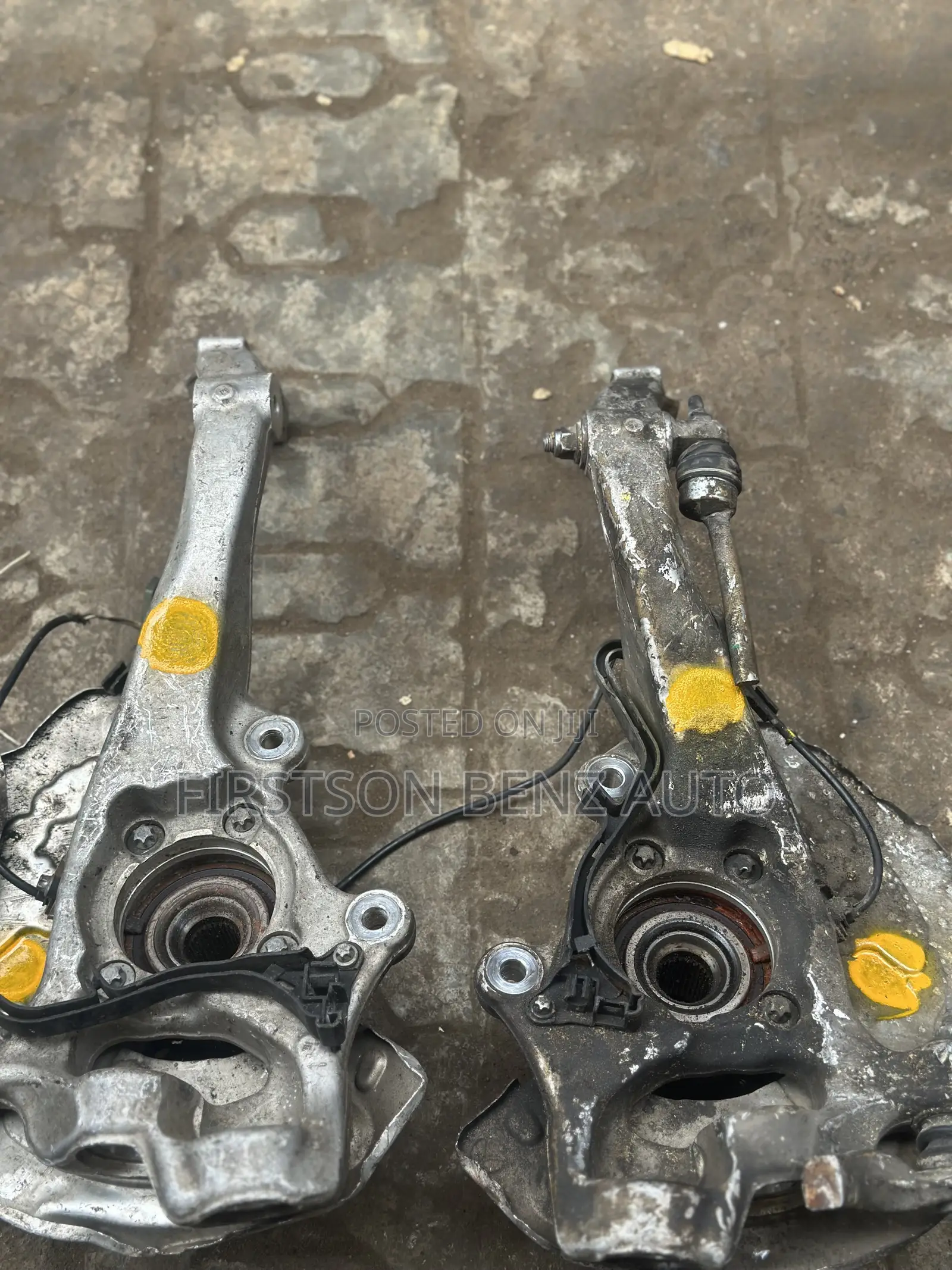 Mercedes Benz C300 W205 4matic Front Wheel Hub