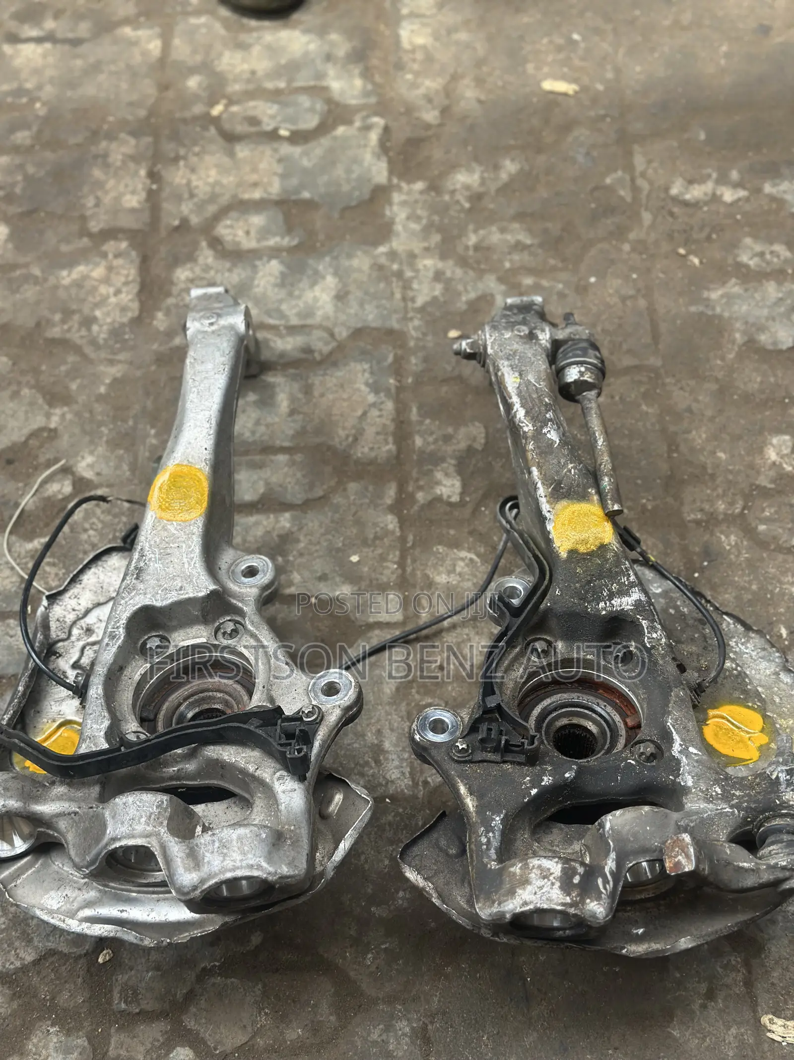 Mercedes Benz C300 W205 4matic Front Wheel Hub