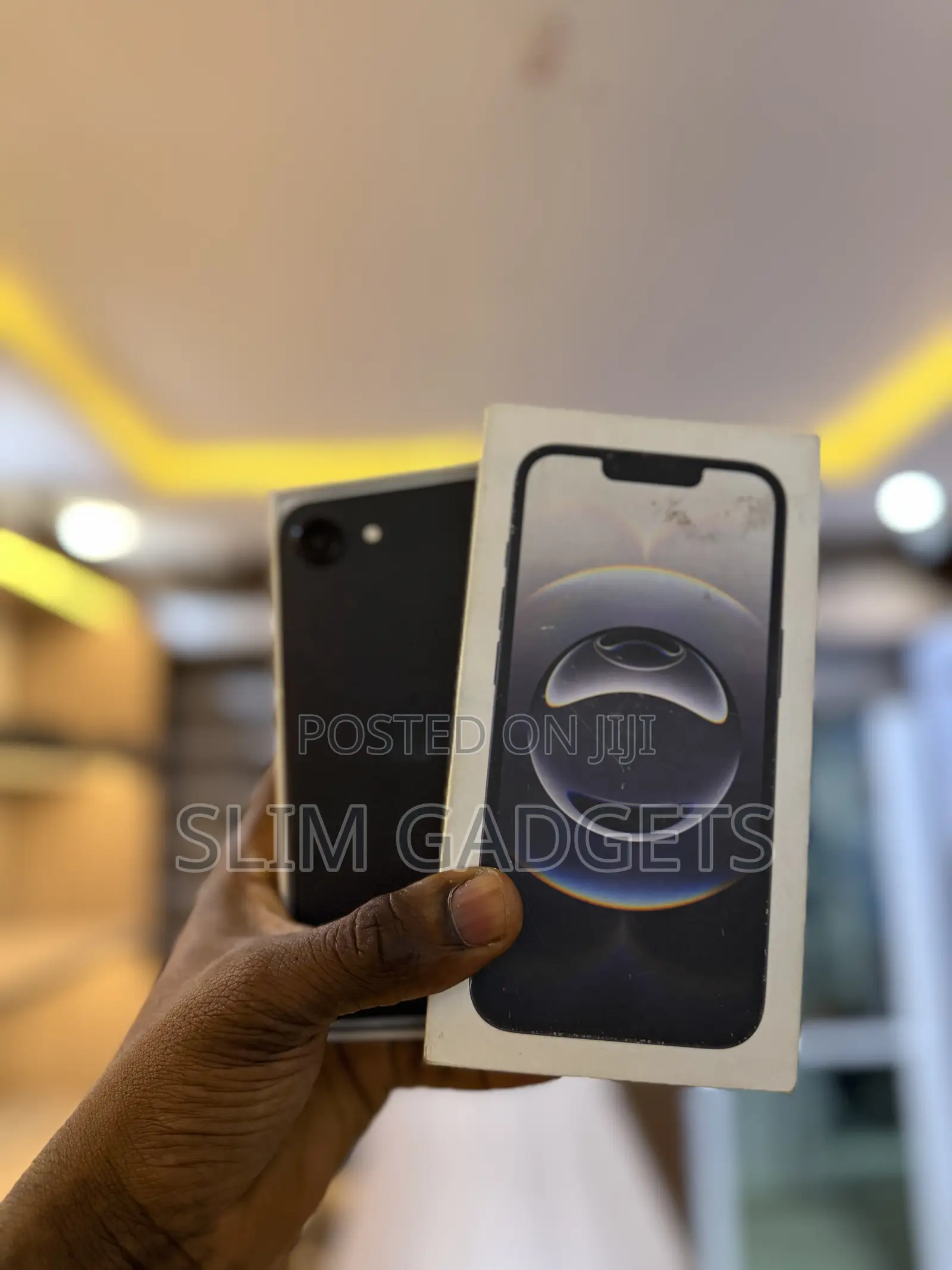 Apple iPhone 16e 128 GB Black