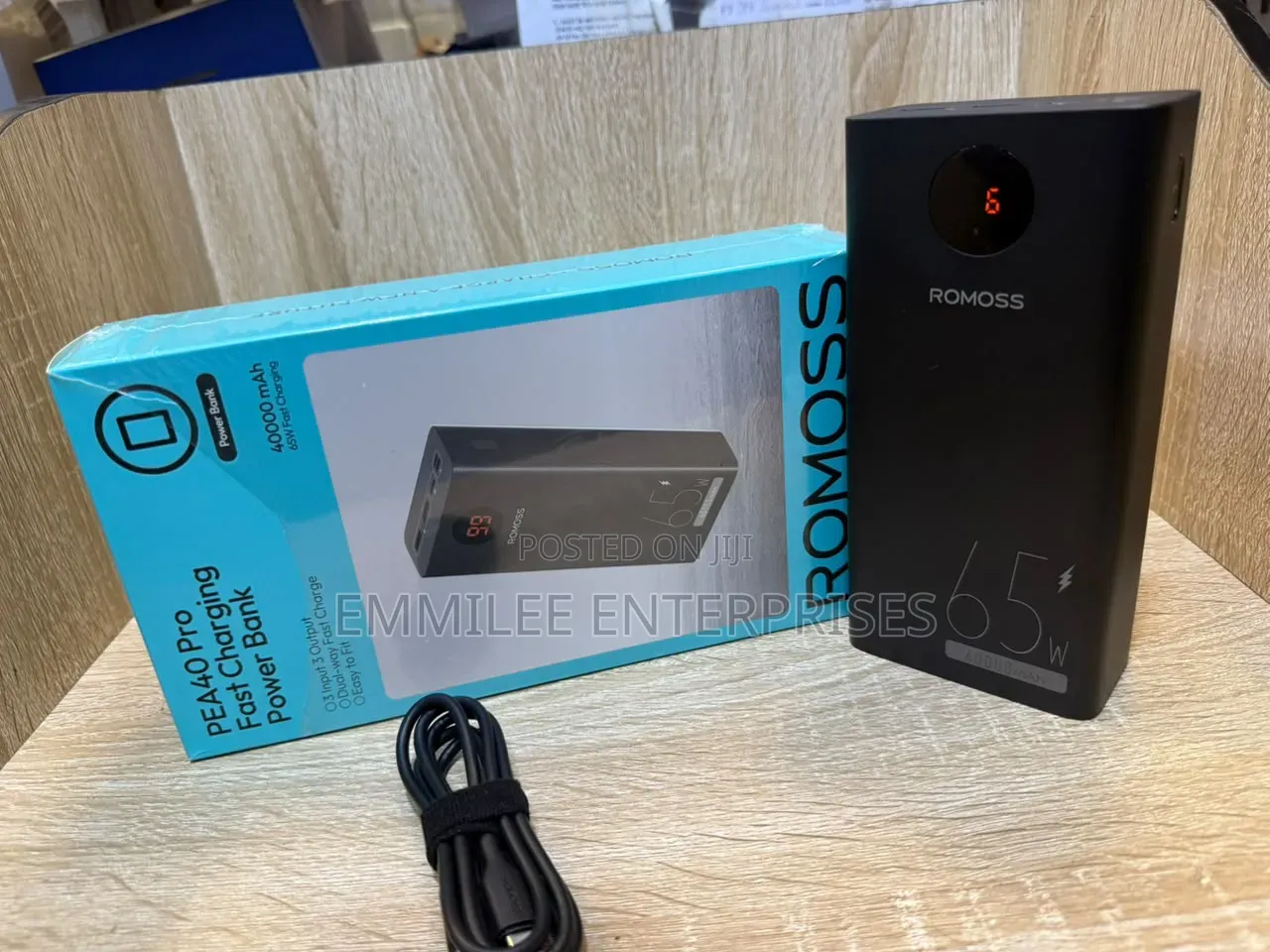 Romoss Laptop and Phone 65w Powerbank