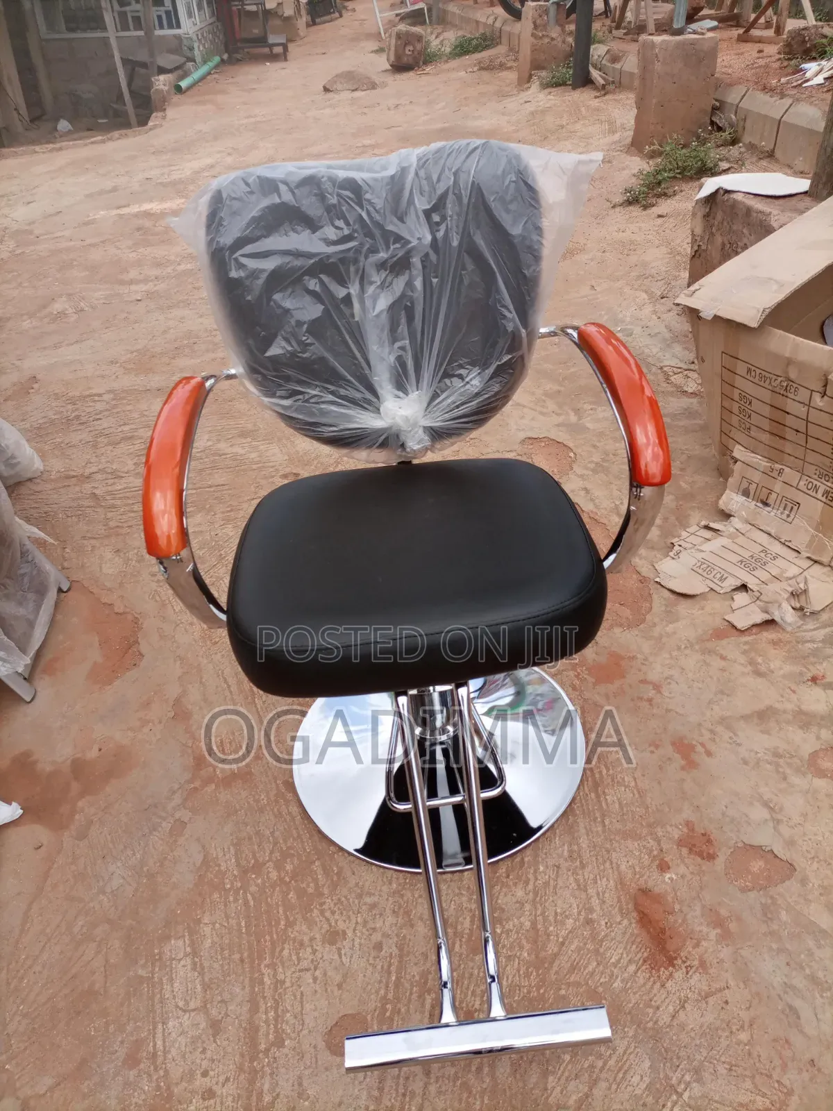 Salon Chair