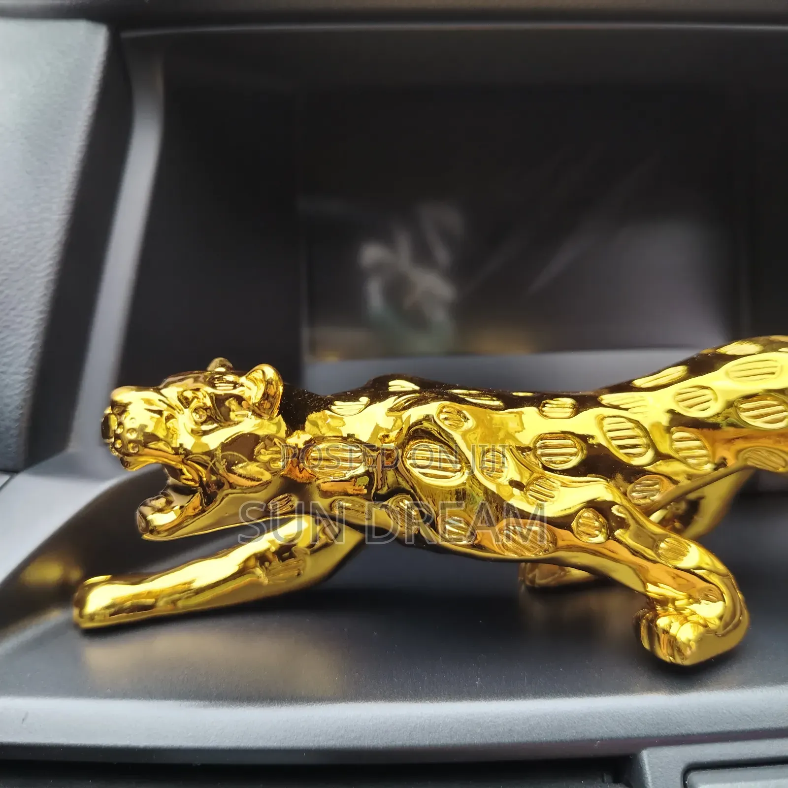 Golden Leopard Decoration Car Accessories Home Decoration Men Gift