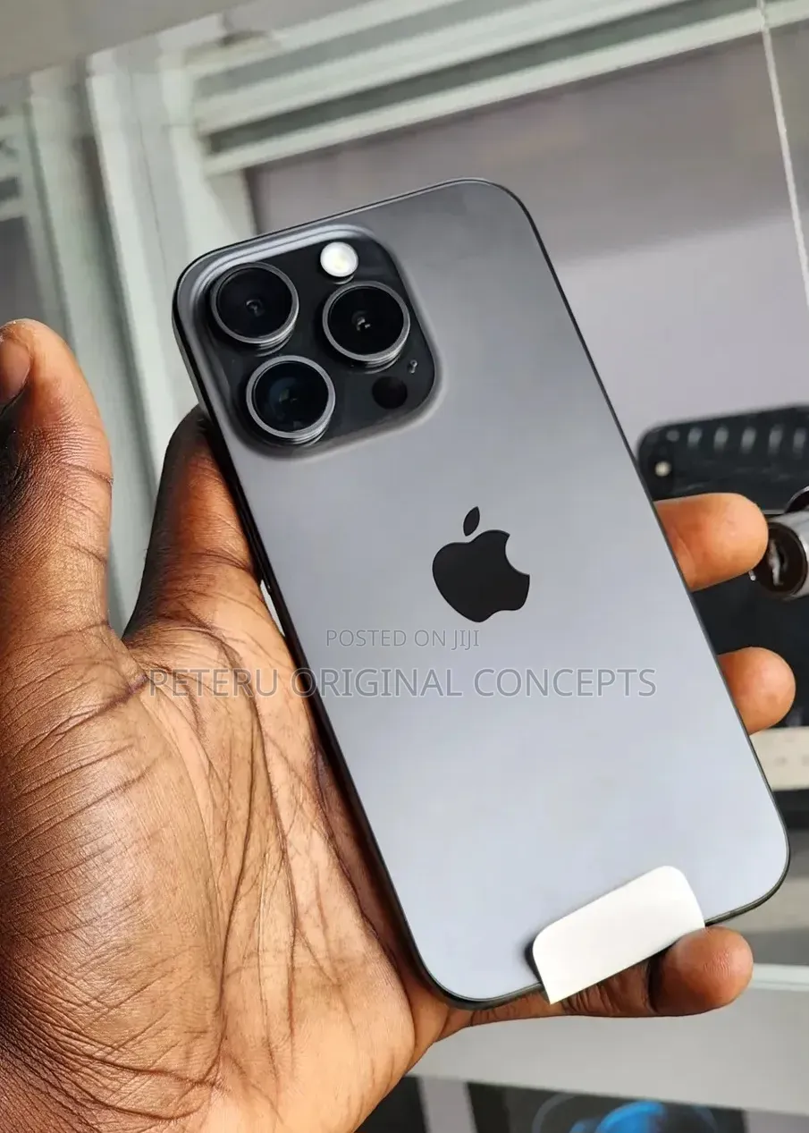 New Apple iPhone 15 Pro 256 GB Graphite