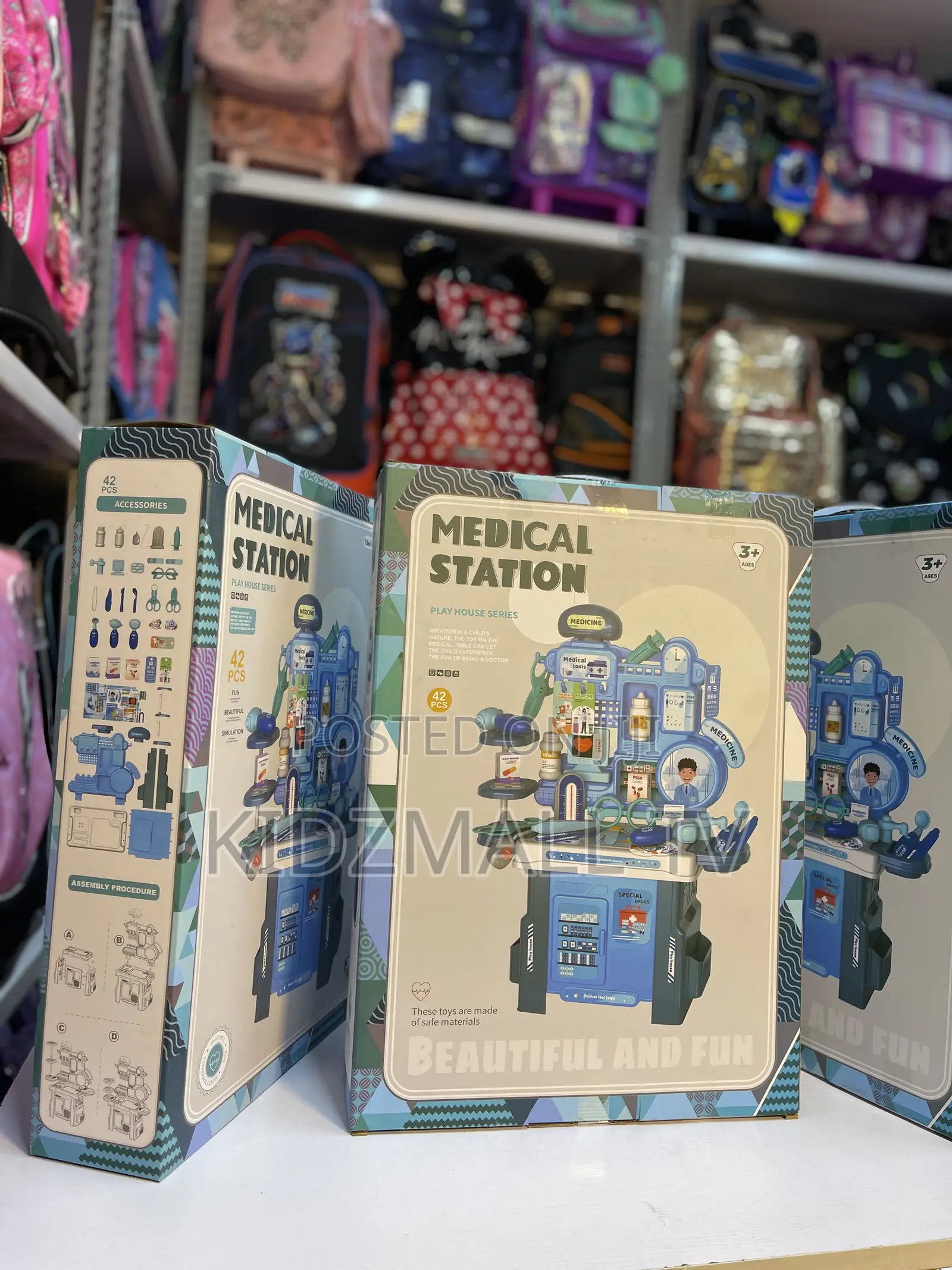 Medical Station Play House 42 Pieces