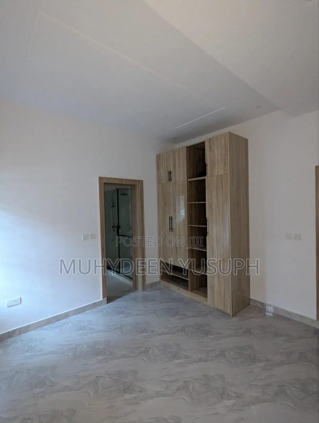 4bdrm Duplex in Allen Avenue for rent