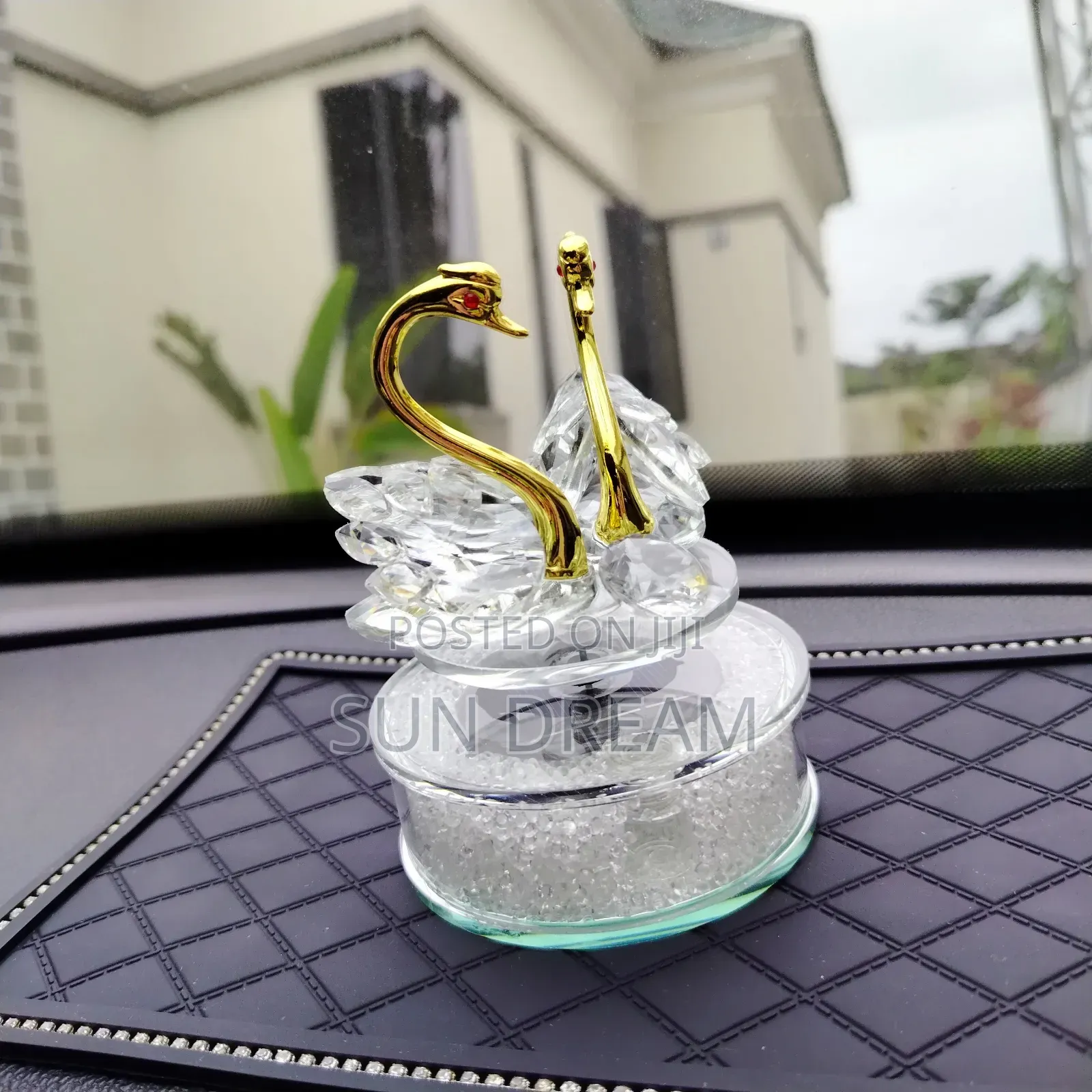 Solar Power Turning Car Accessories White Swan Gift