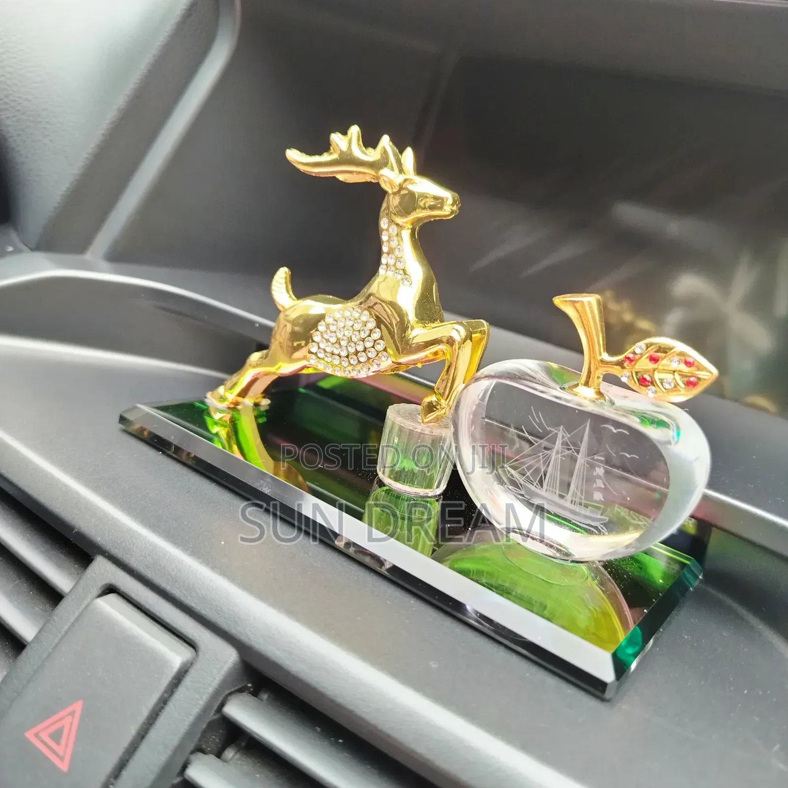 Car Accessories Golden Deer Apple Luxury Gift for Men Birthday Gift