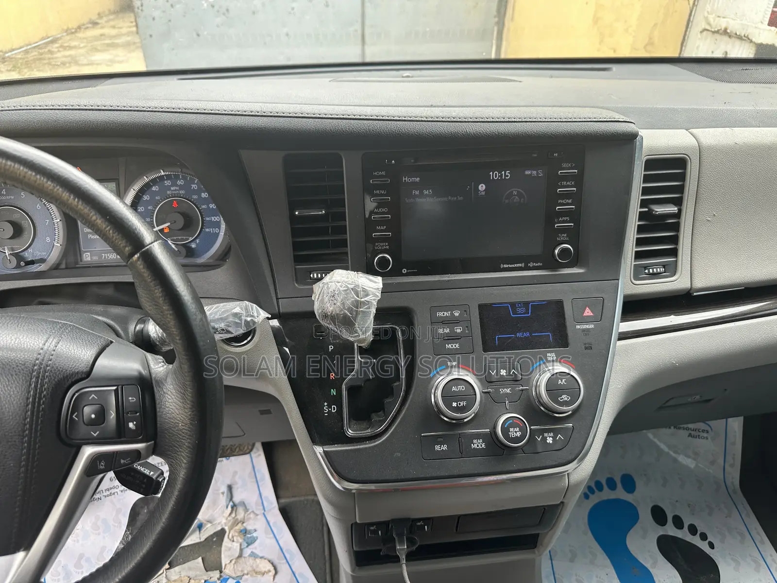 Toyota Sienna 2018 White
