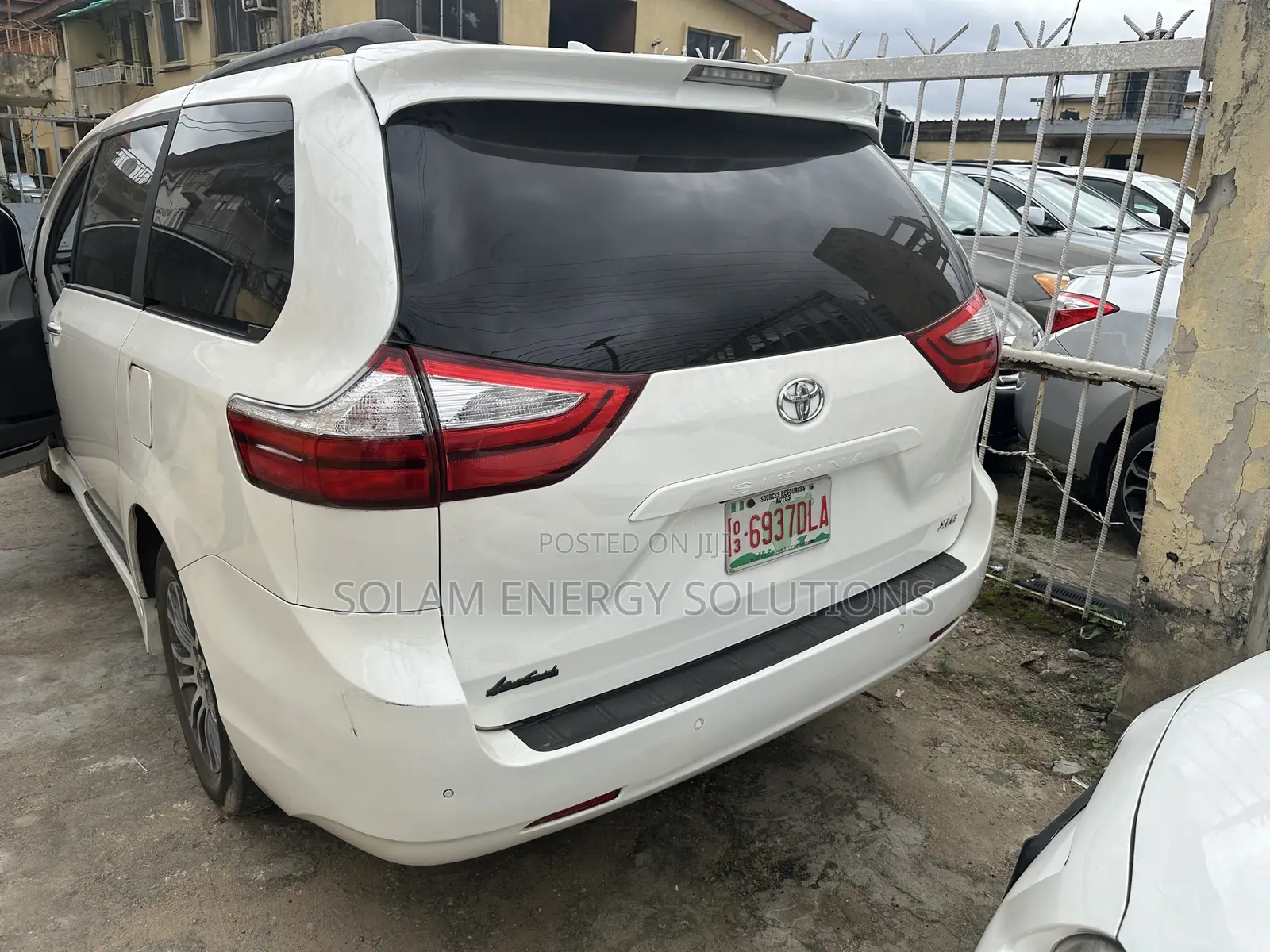 Toyota Sienna 2018 White