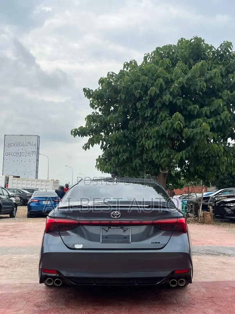 Toyota Avalon XSE 2020 Gray