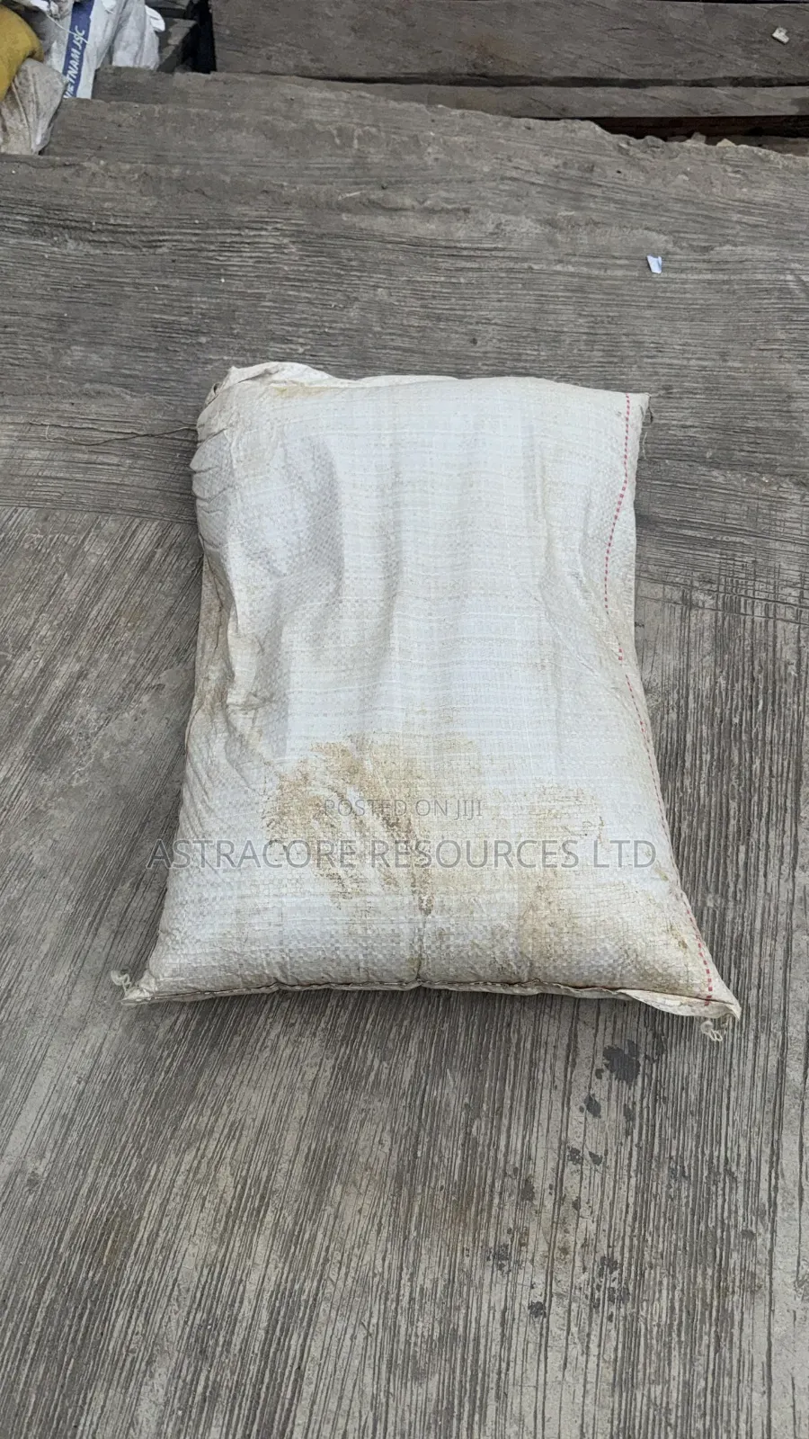 Product Name: Bentonite Powder (25kg Bag) – Industrial Grade