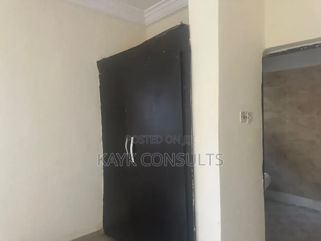 2bdrm Block of Flats in FHA for rent