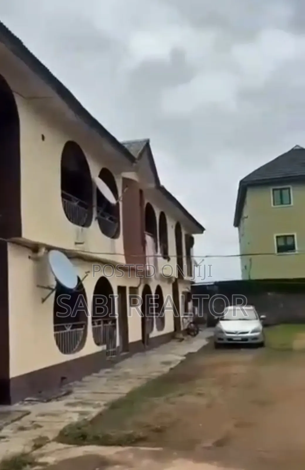 Furnished 3bdrm Block of Flats in Oko-Oba for sale