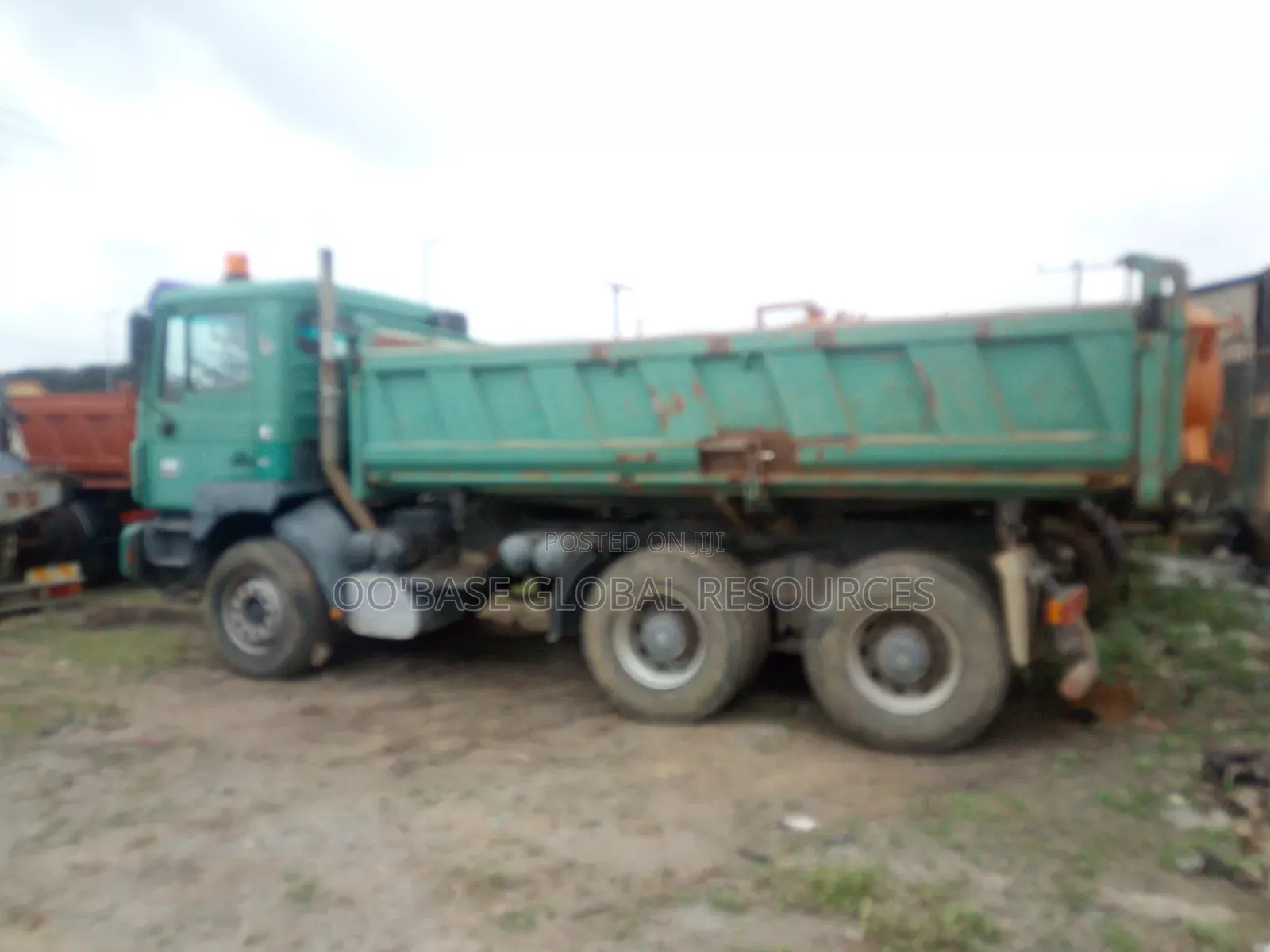 MAN Diesel 10tires Dumptruck