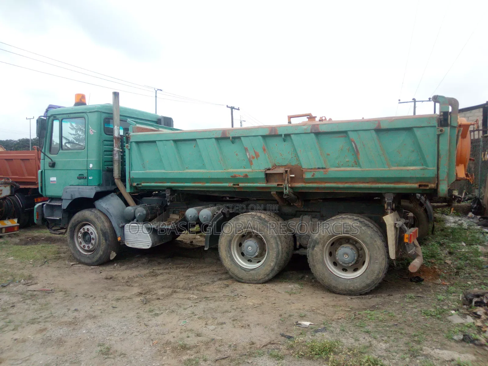 MAN Diesel 10tires Dumptruck
