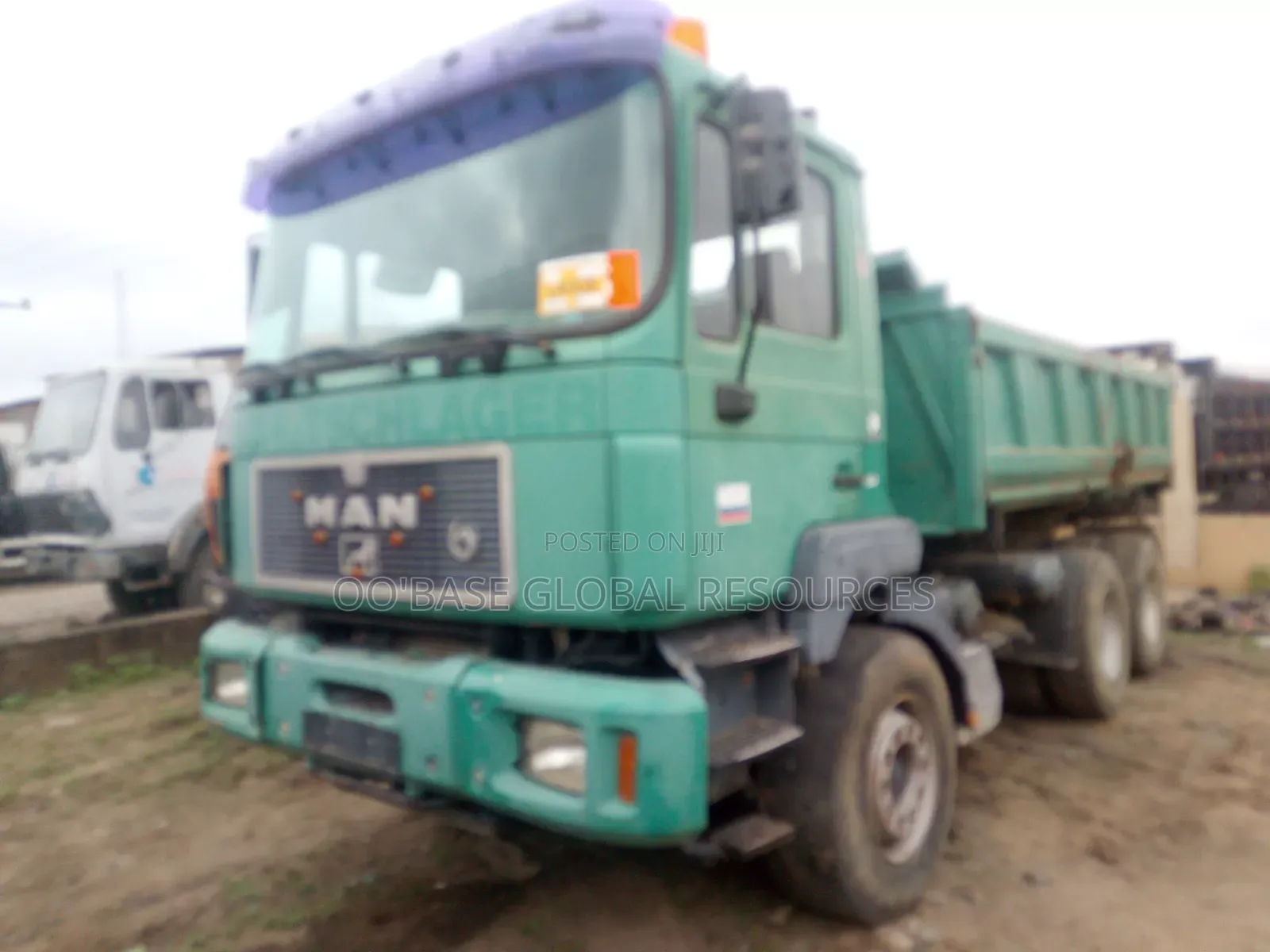 MAN Diesel 10tires Dumptruck