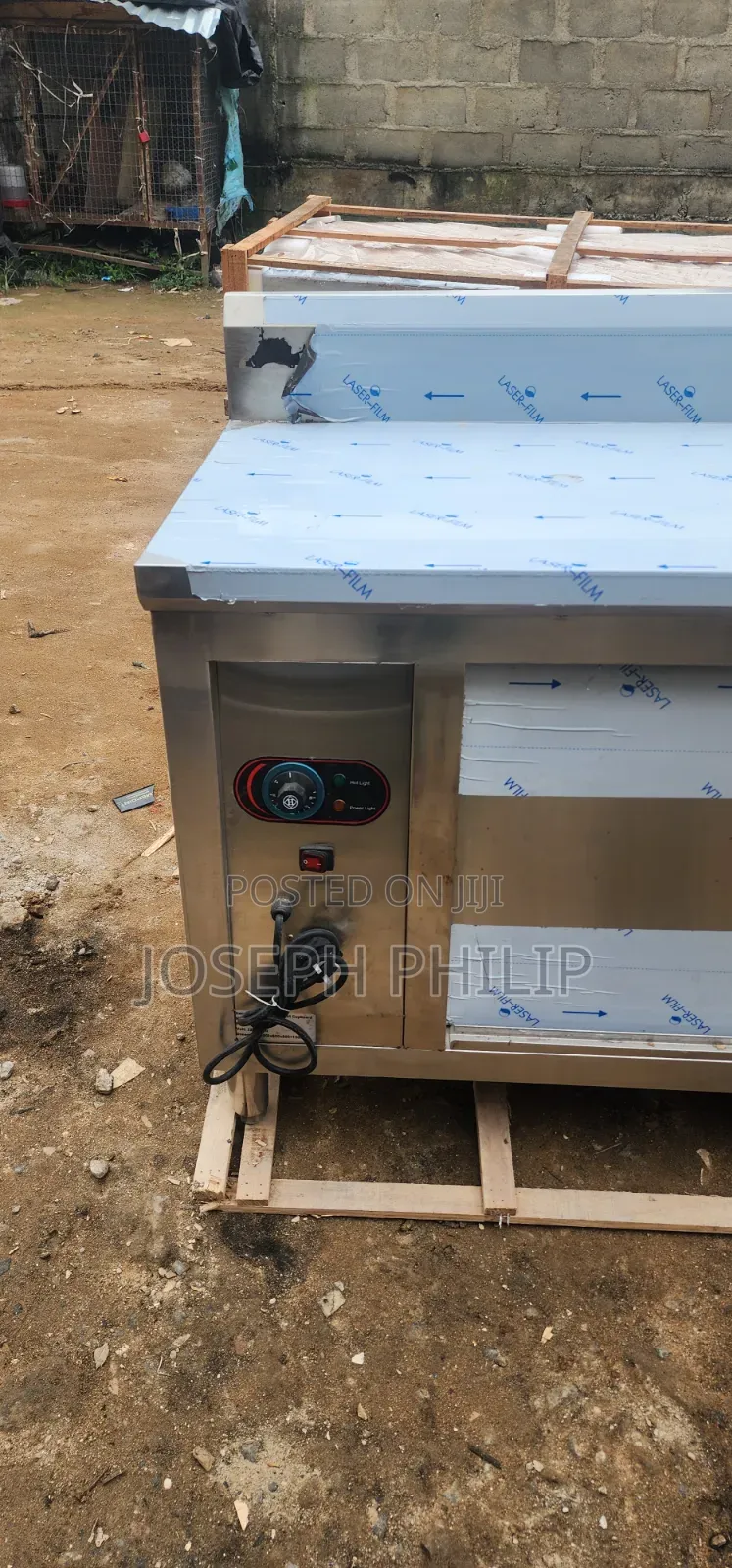 Hot Cupboard With Table