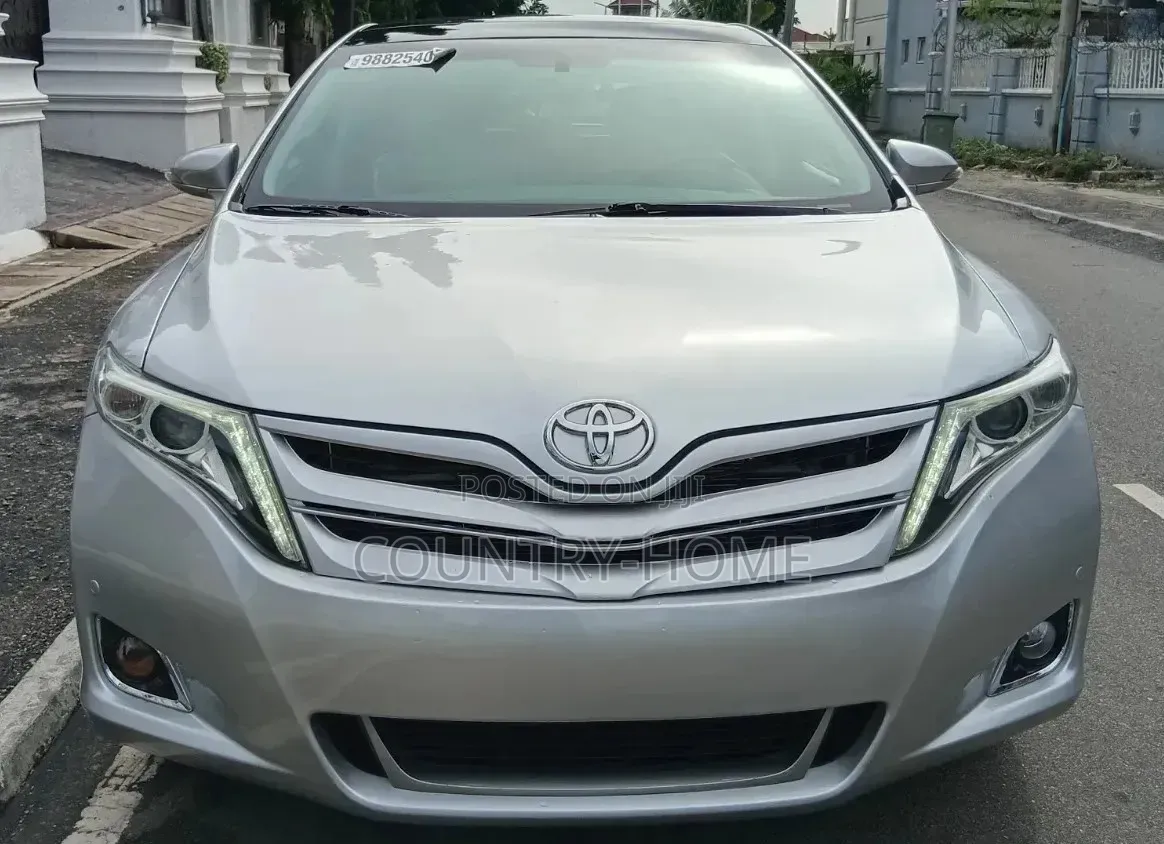 Toyota Venza Limited 4dr Wagon AWD (3.5L 6cyl 6A) 2014 Silver