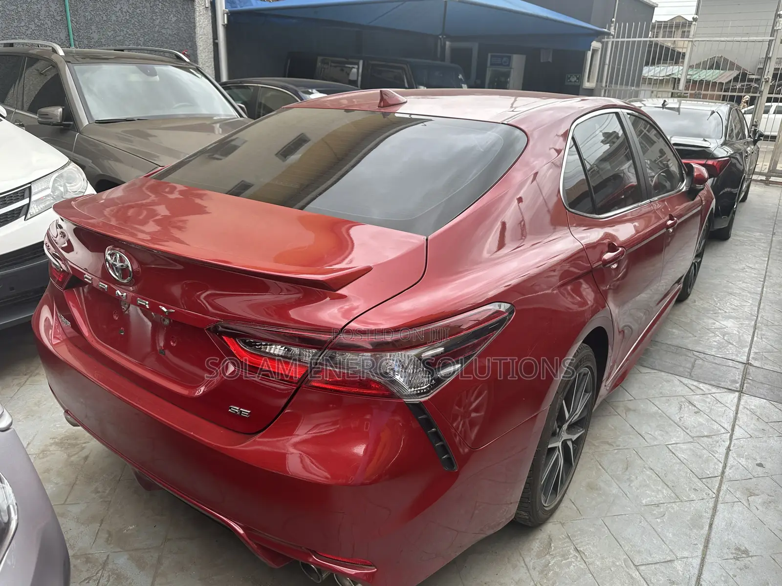 Toyota Camry 2021 Red