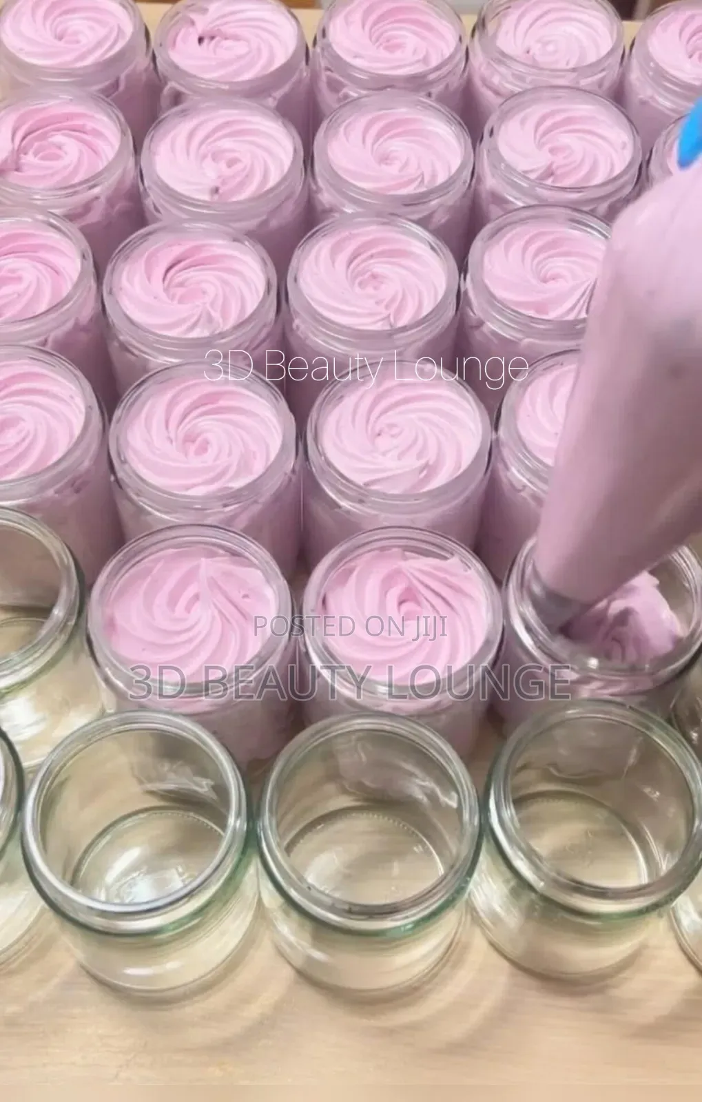 Whipped Butter Cream / Moisturizer in Wholesale