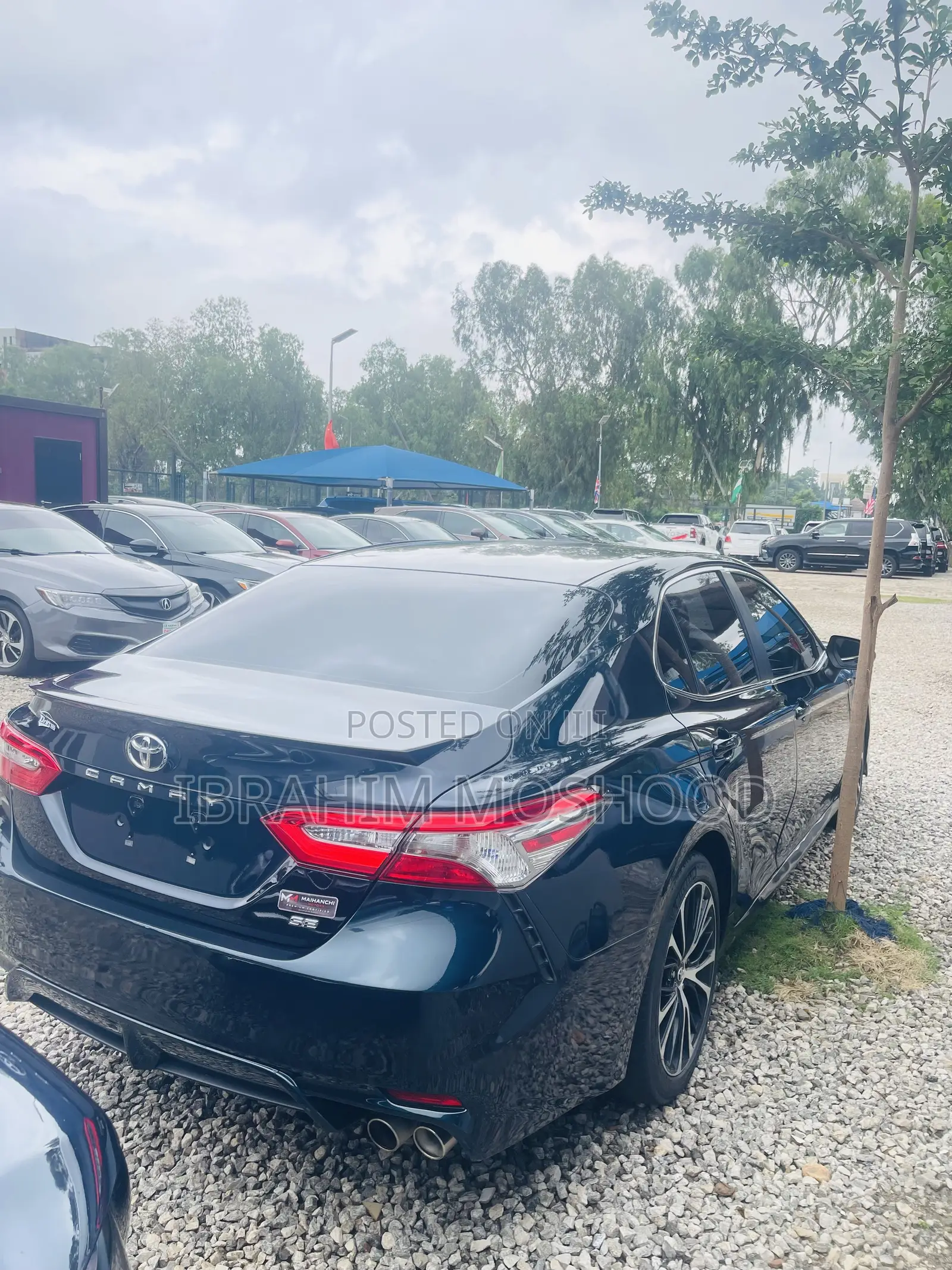 Toyota Camry SE FWD (2.5L 4cyl 8AM) 2018