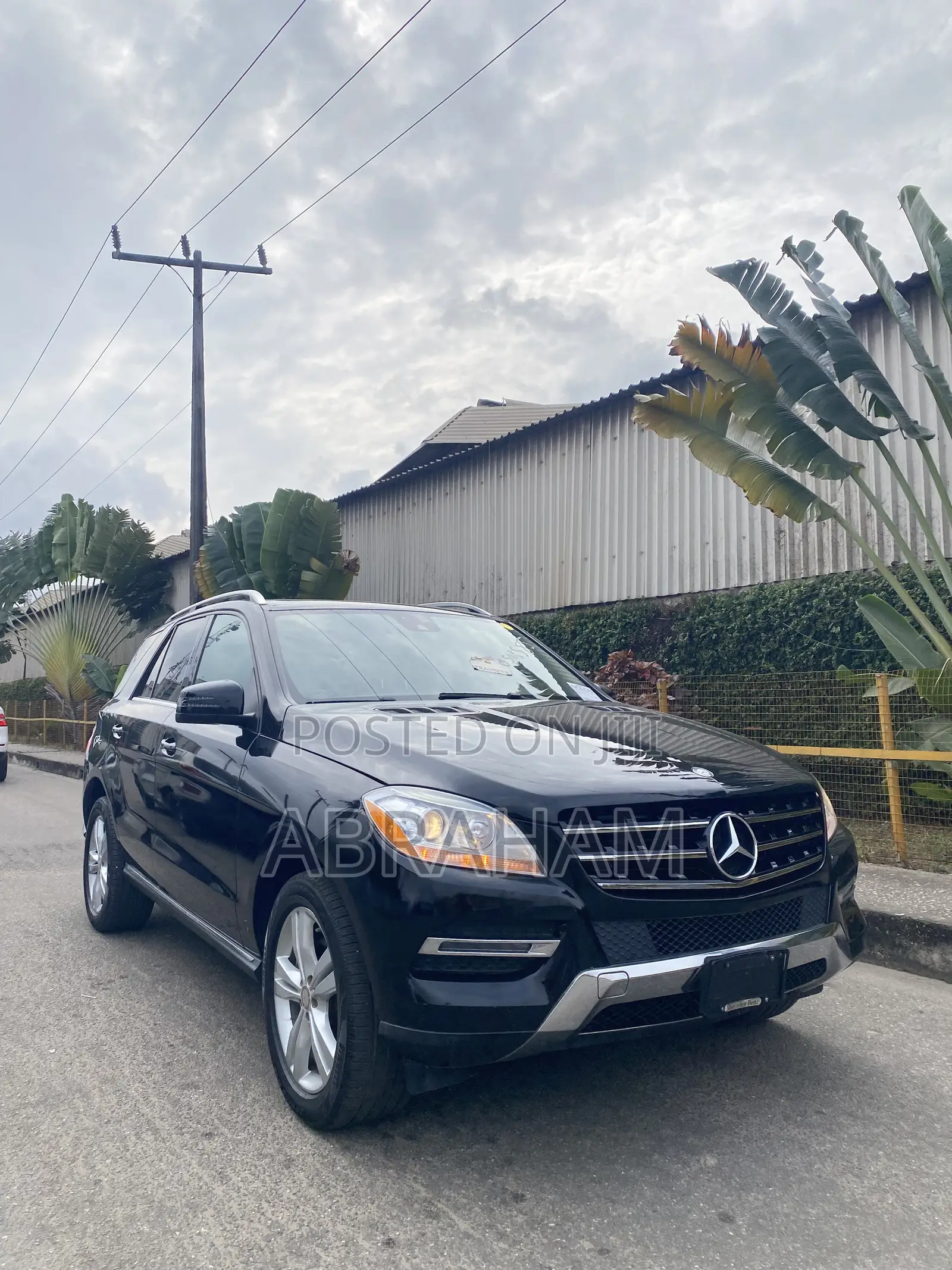 Mercedes-Benz M Class ML350 4MATIC 4dr SUV AWD (3.5L 6cyl 7A) 2014