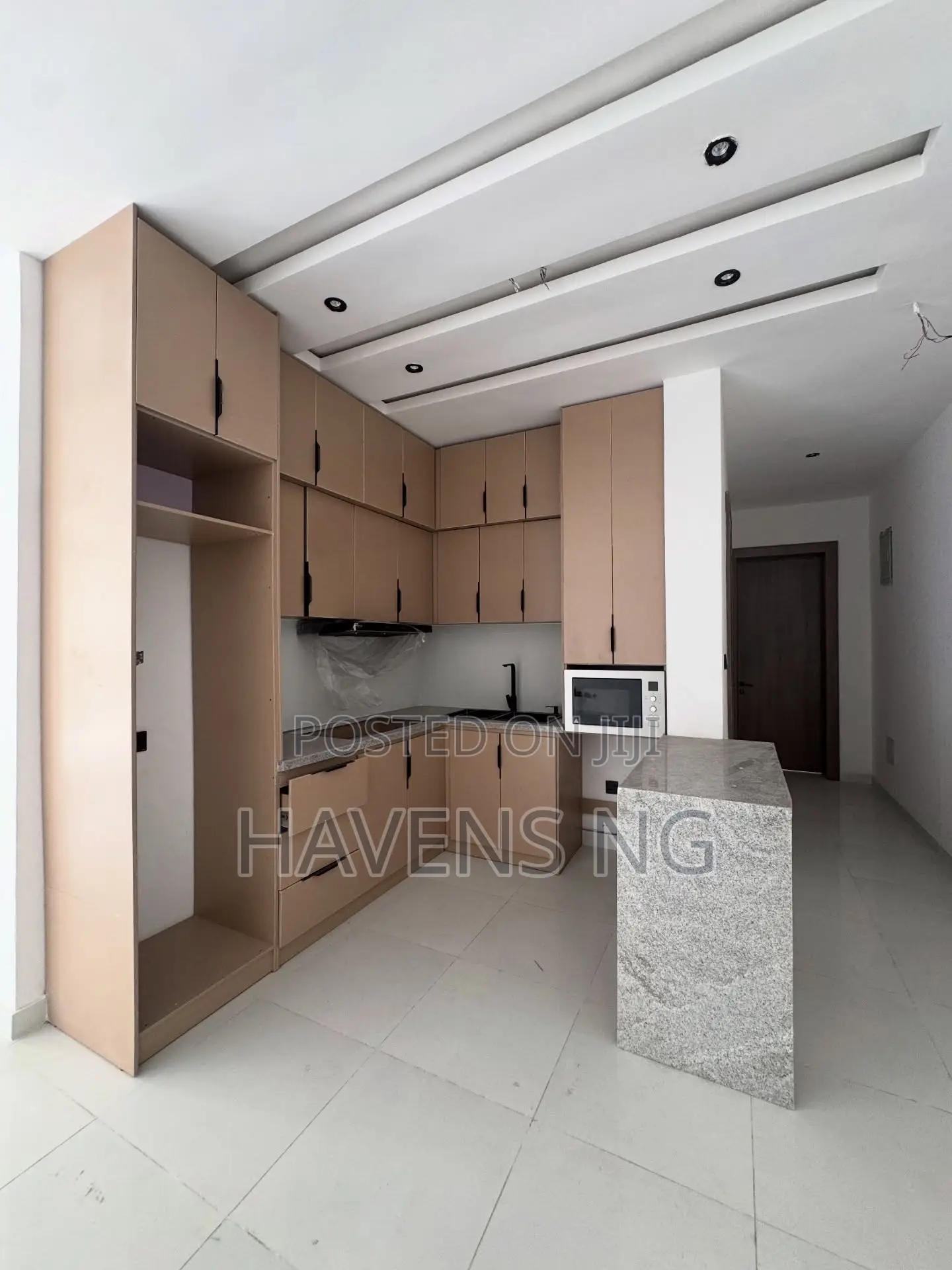 2bdrm Apartment in Lekki Phase 1 for sale