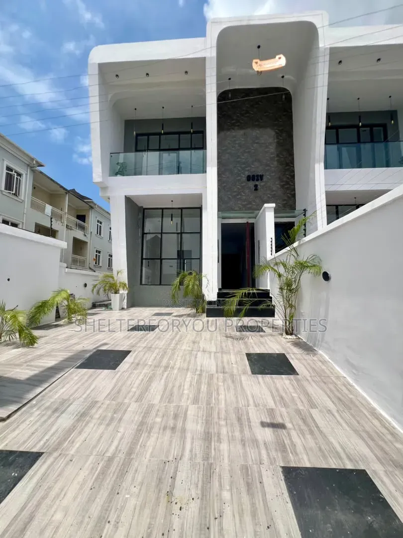 5bdrm Duplex in Lekki Expressway for sale