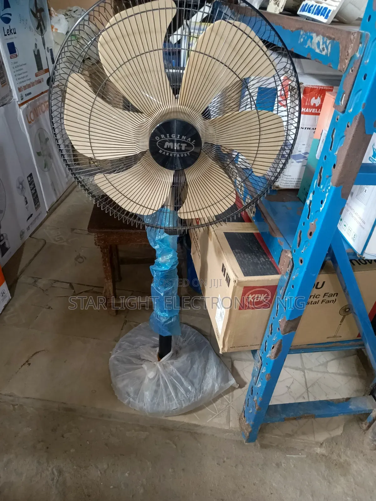 18 Inch DC Solar Fan MKT
