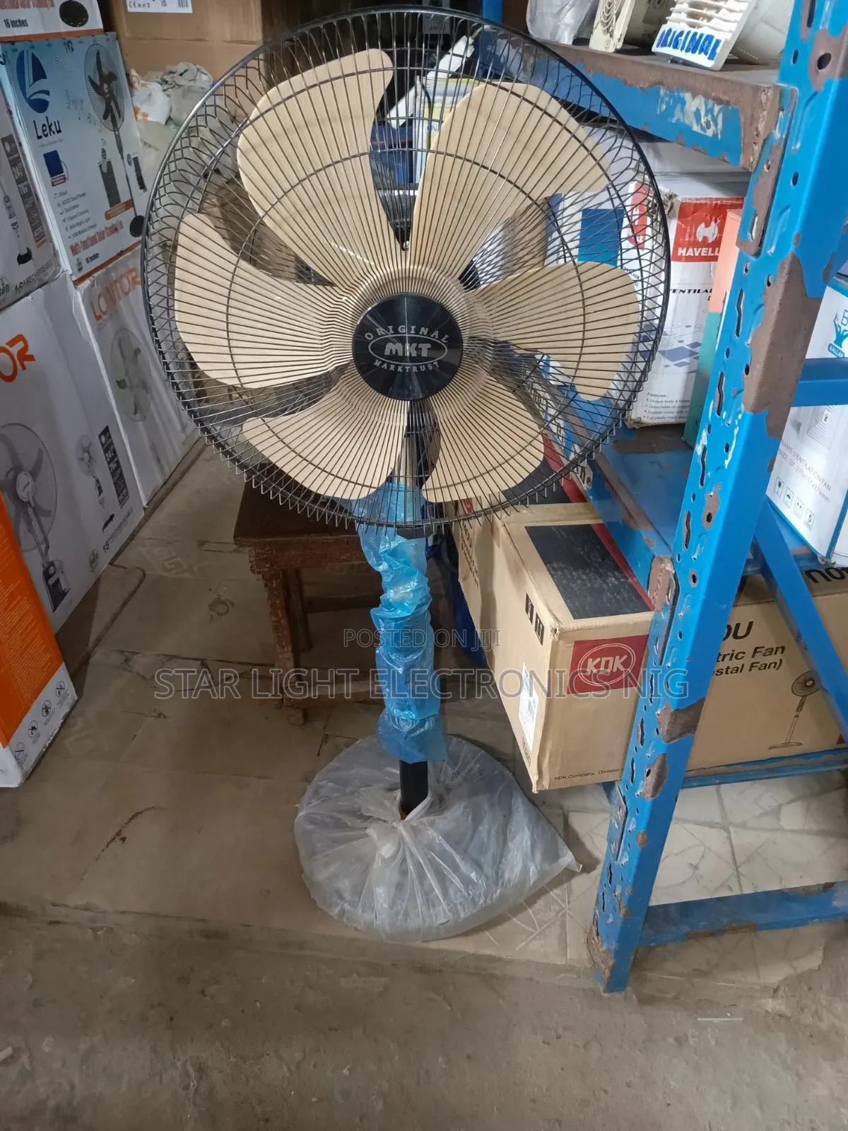 18 Inch DC Solar Fan MKT