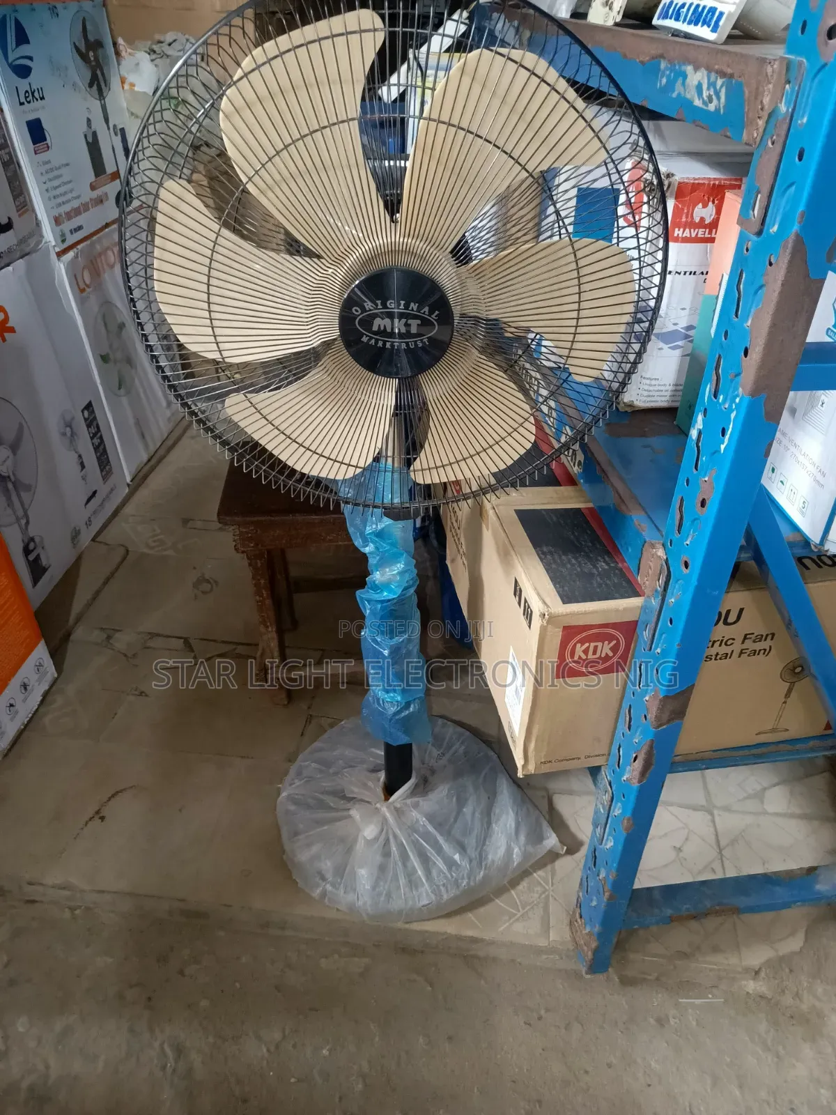18 Inch DC Solar Fan MKT