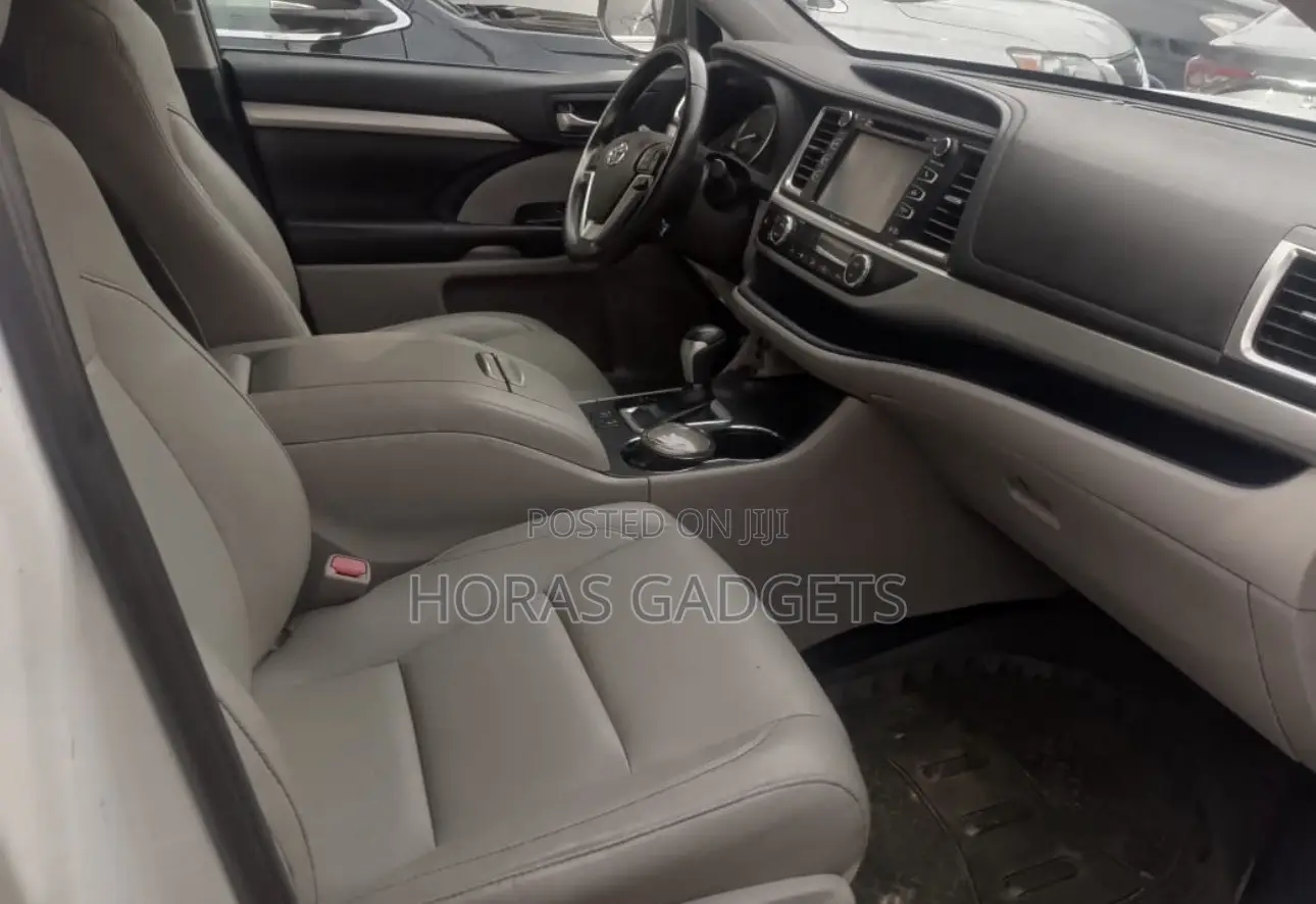 Toyota Highlander 2018 White
