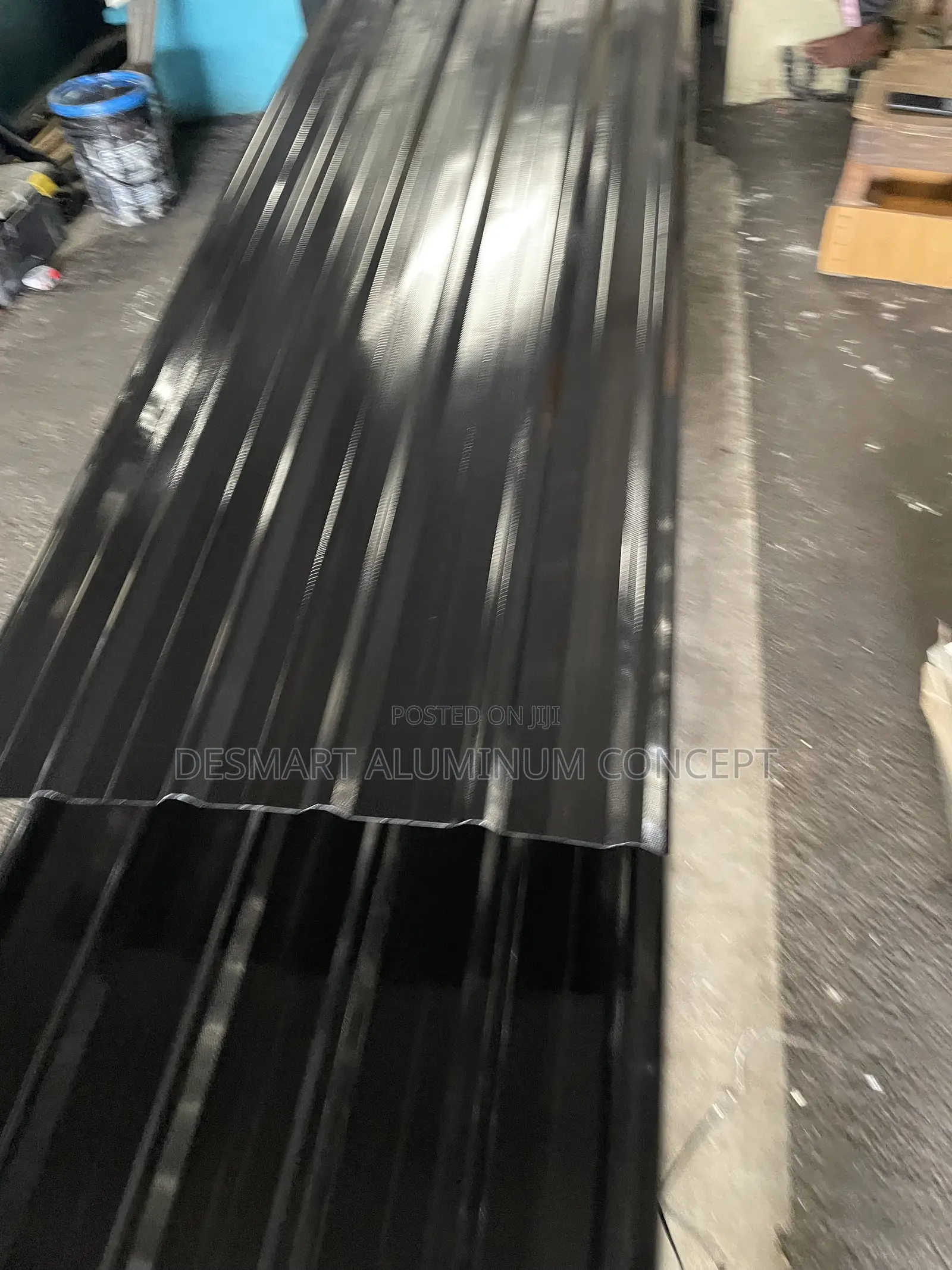 Desmart Aluminum: 0.55mm BLACK