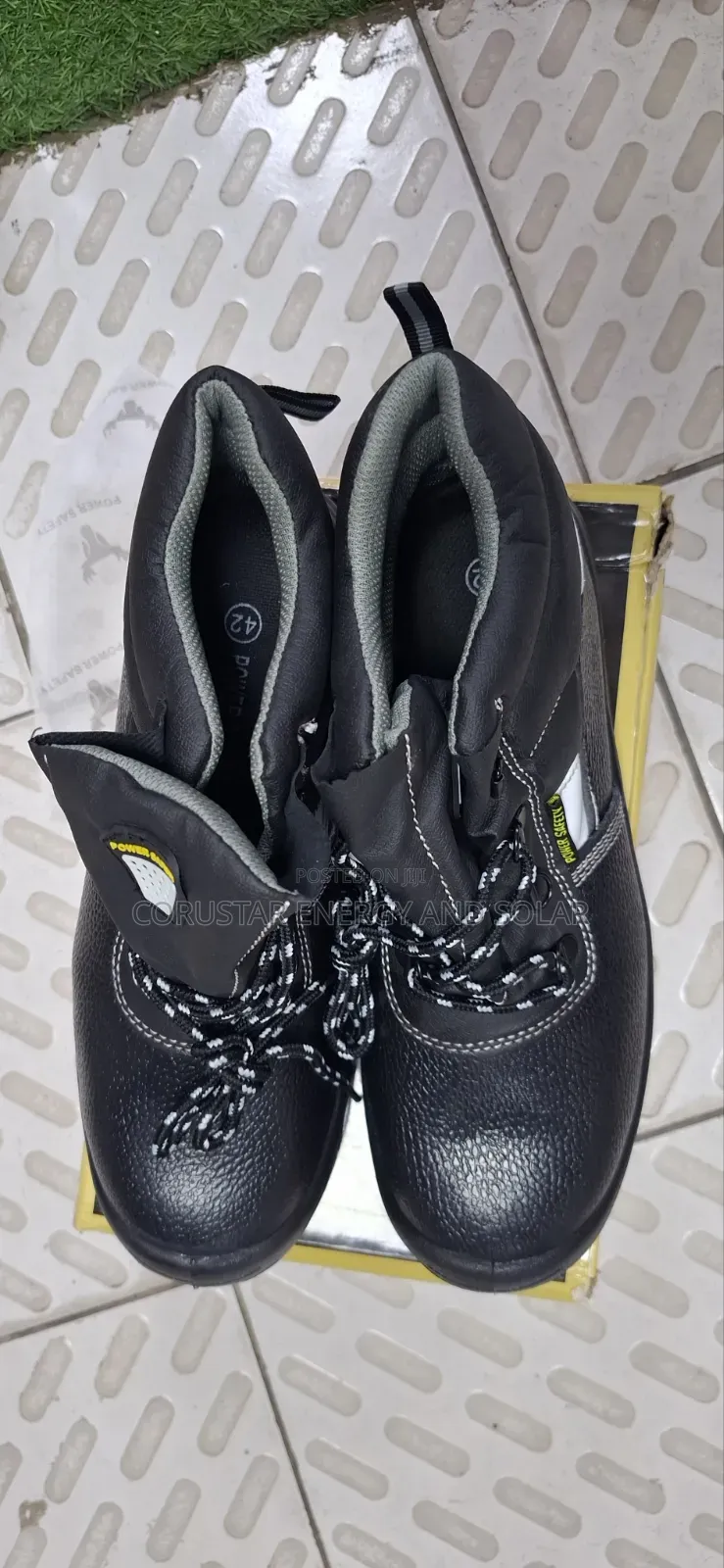 Safety Shoe Industrial.