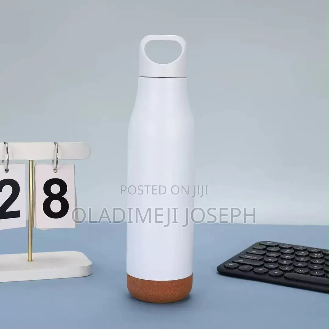 High Quality Wooden Base Flask