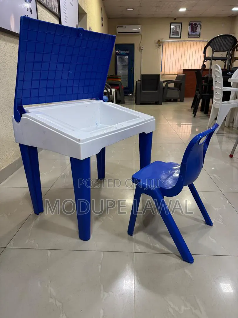 Scholar Desk+ Strong S
