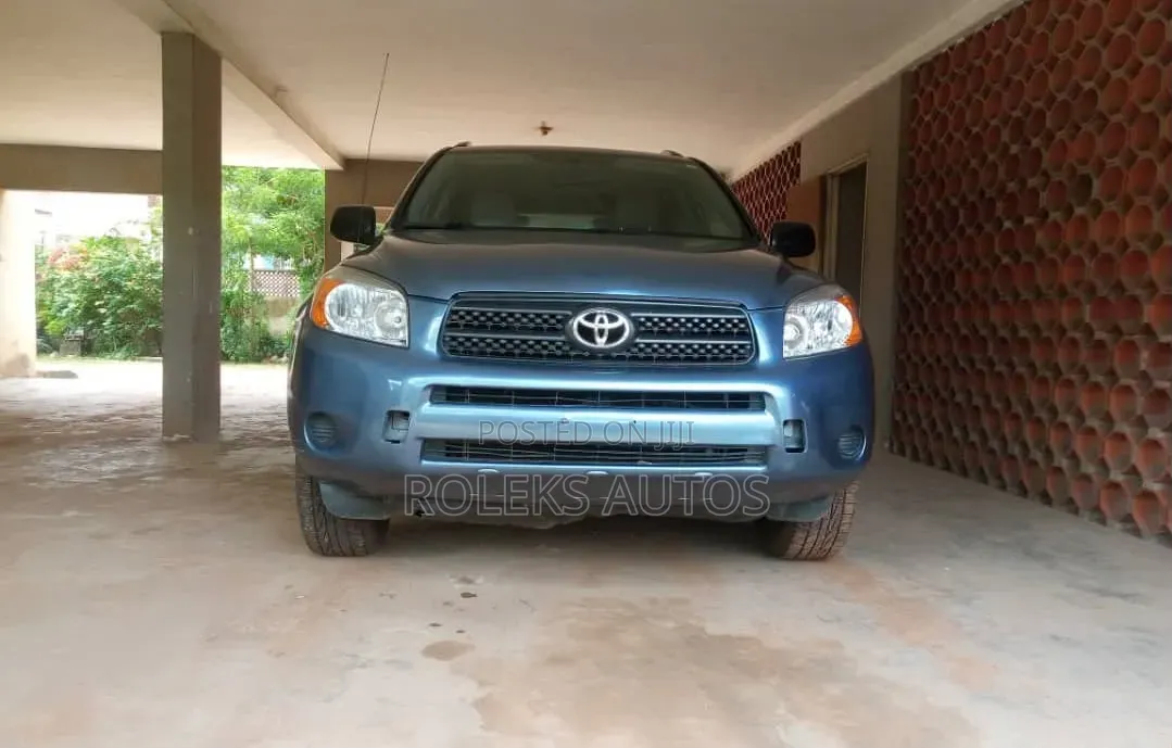 Toyota RAV4 2.4 2008 Blue