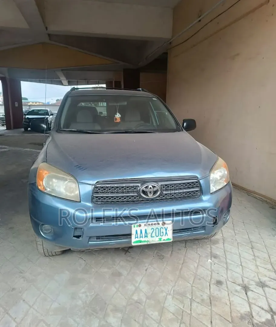 Toyota RAV4 2.4 2008 Blue