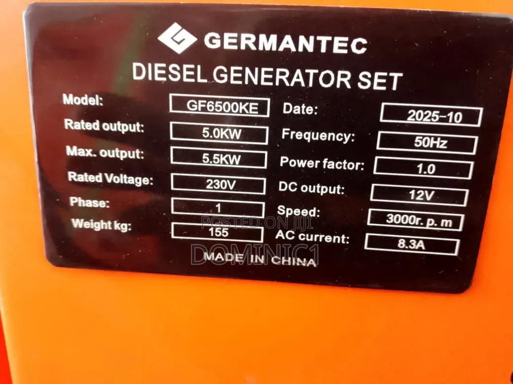 Mobile Light Tower With an Integrated Generator,