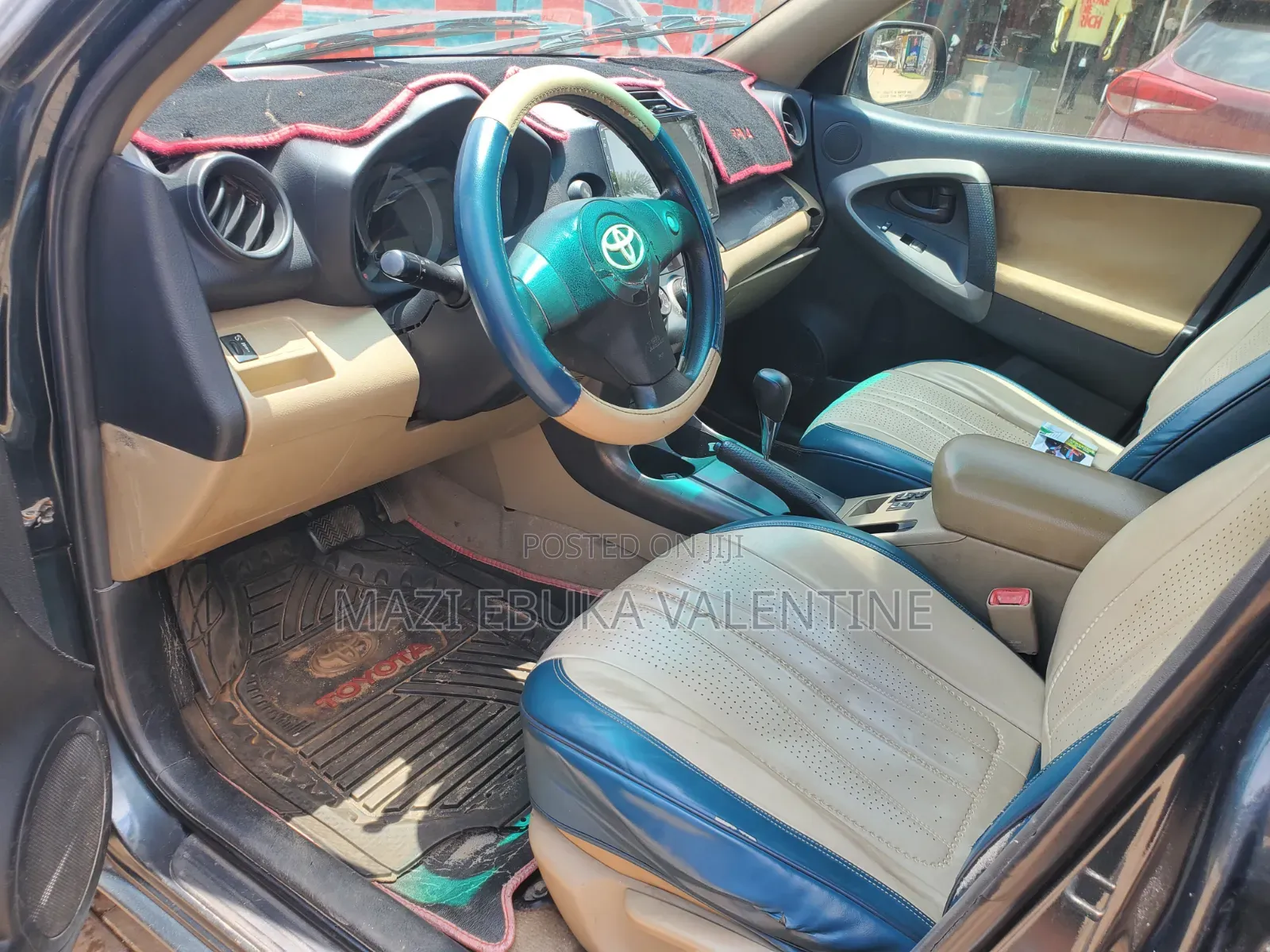 Toyota RAV4 2010 Green
