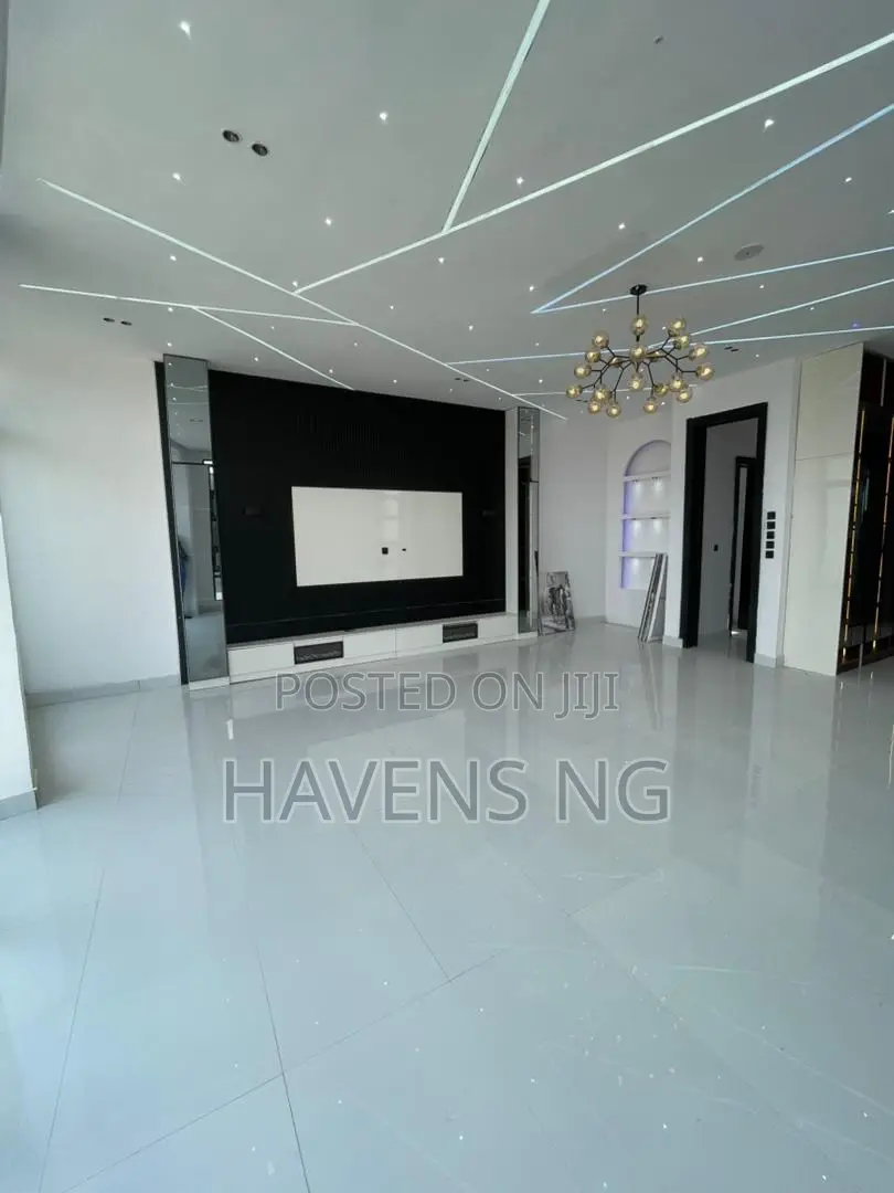 5bdrm Duplex in VGC / Ajah for sale