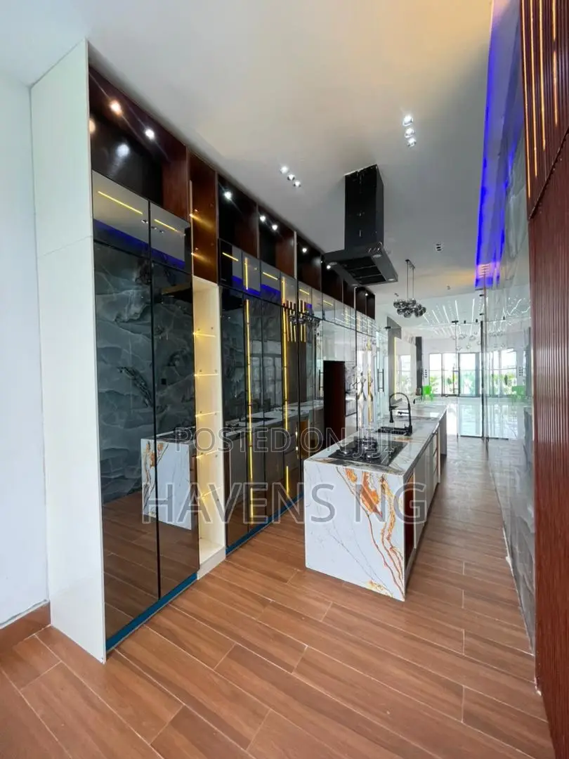 5bdrm Duplex in VGC / Ajah for sale