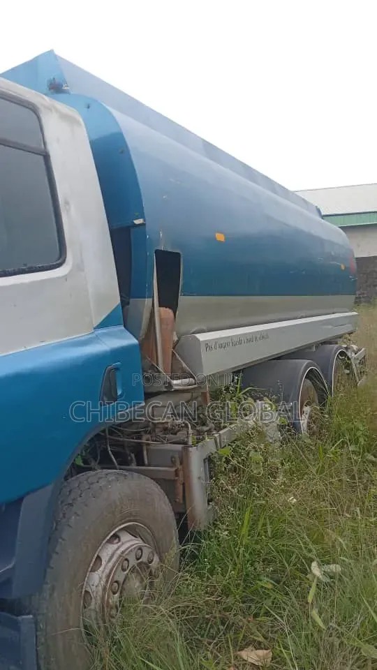 DAF CF85 Diesel Tanker Truck 8 Tyres Litres (Nigerian Used)