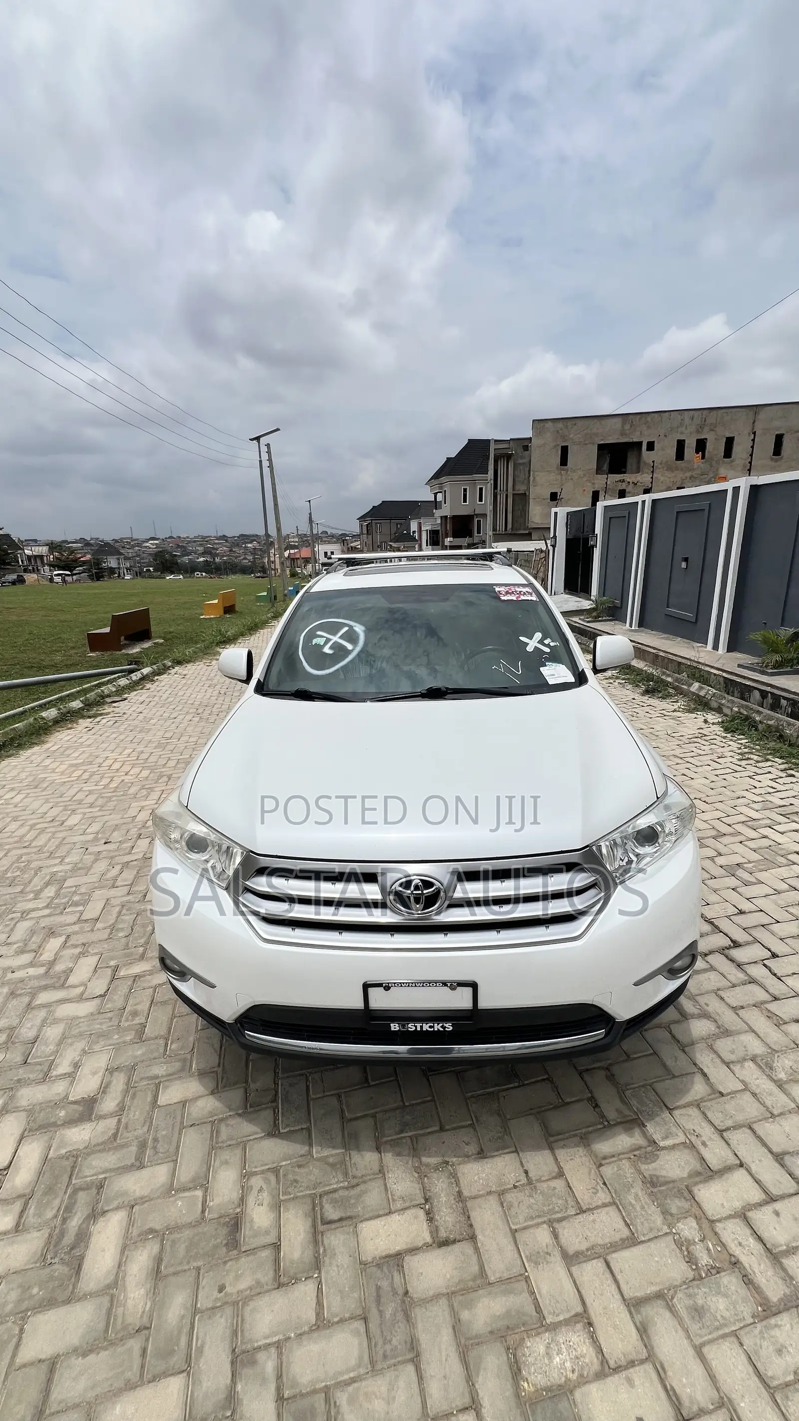 Toyota Highlander Limited 2012 White