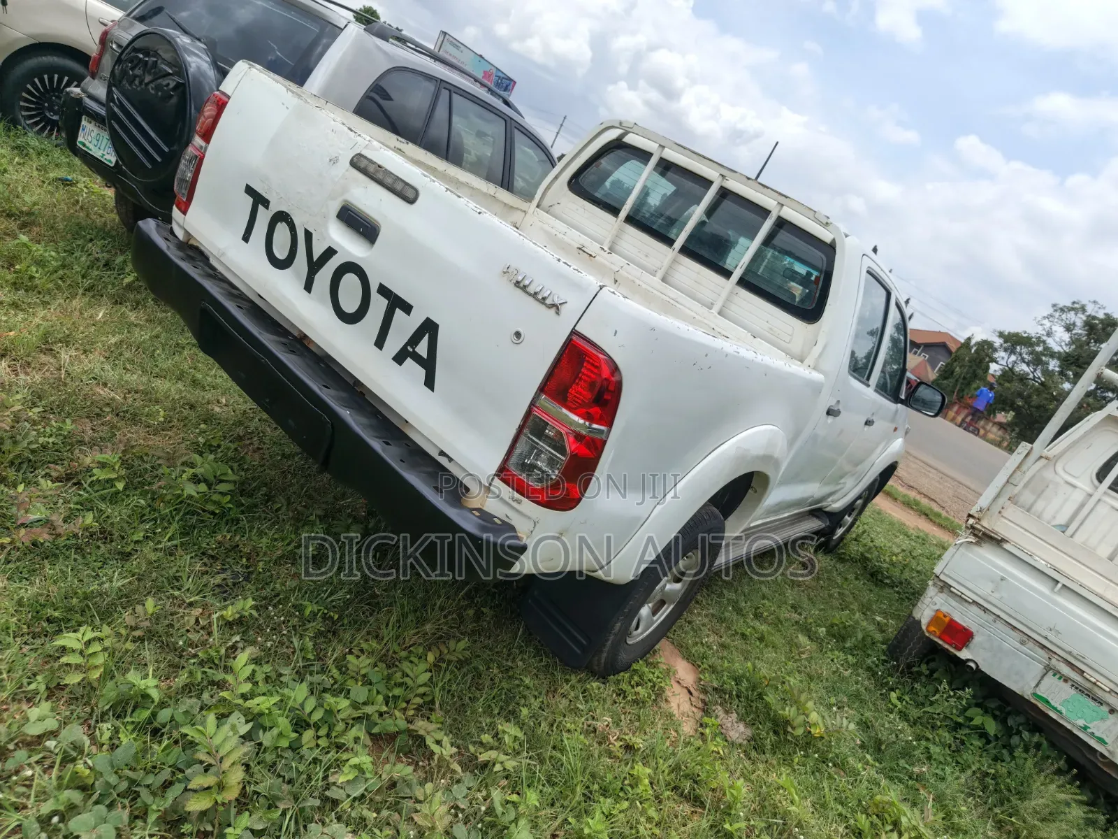 Toyota Hilux 2013 White