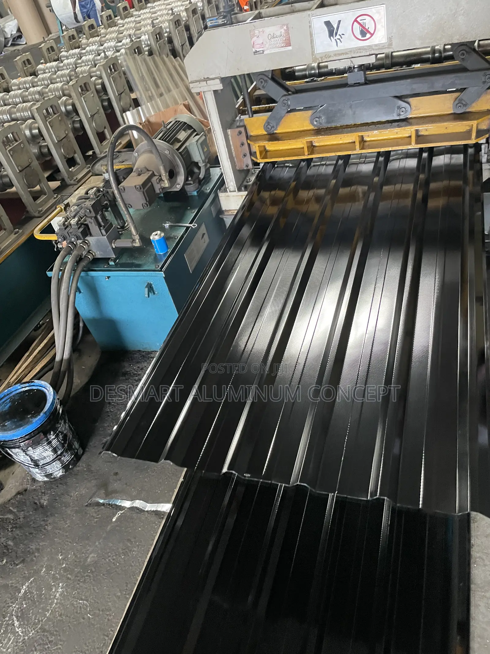 Desmart 0.55mm BLACK the Last Roof You’ll Ever Need