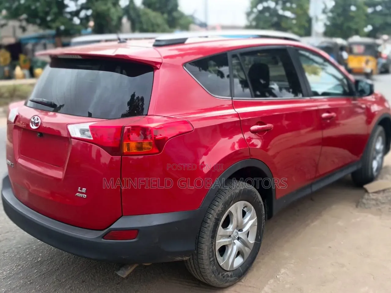 Toyota RAV4 2015 Red