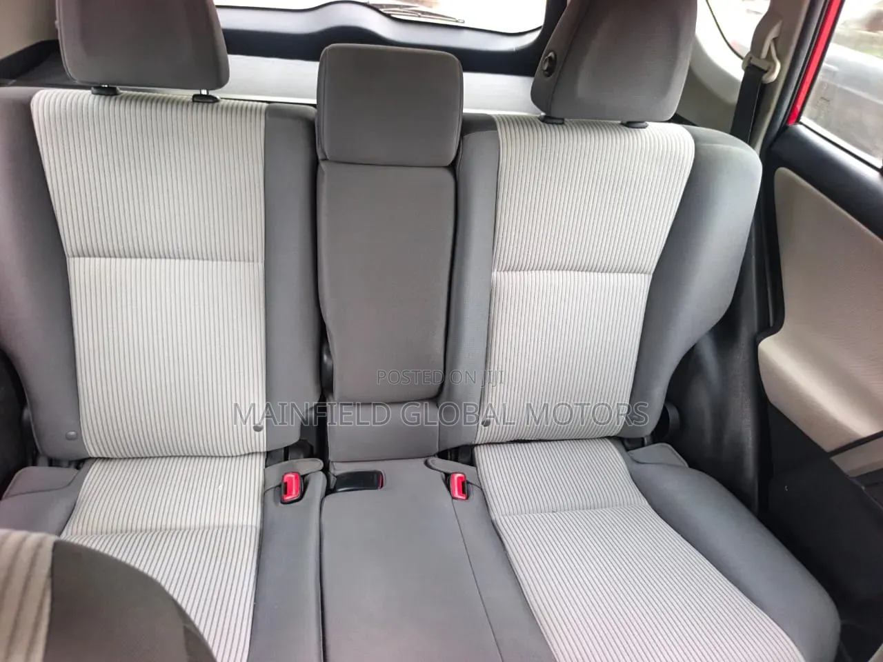 Toyota RAV4 2015 Red